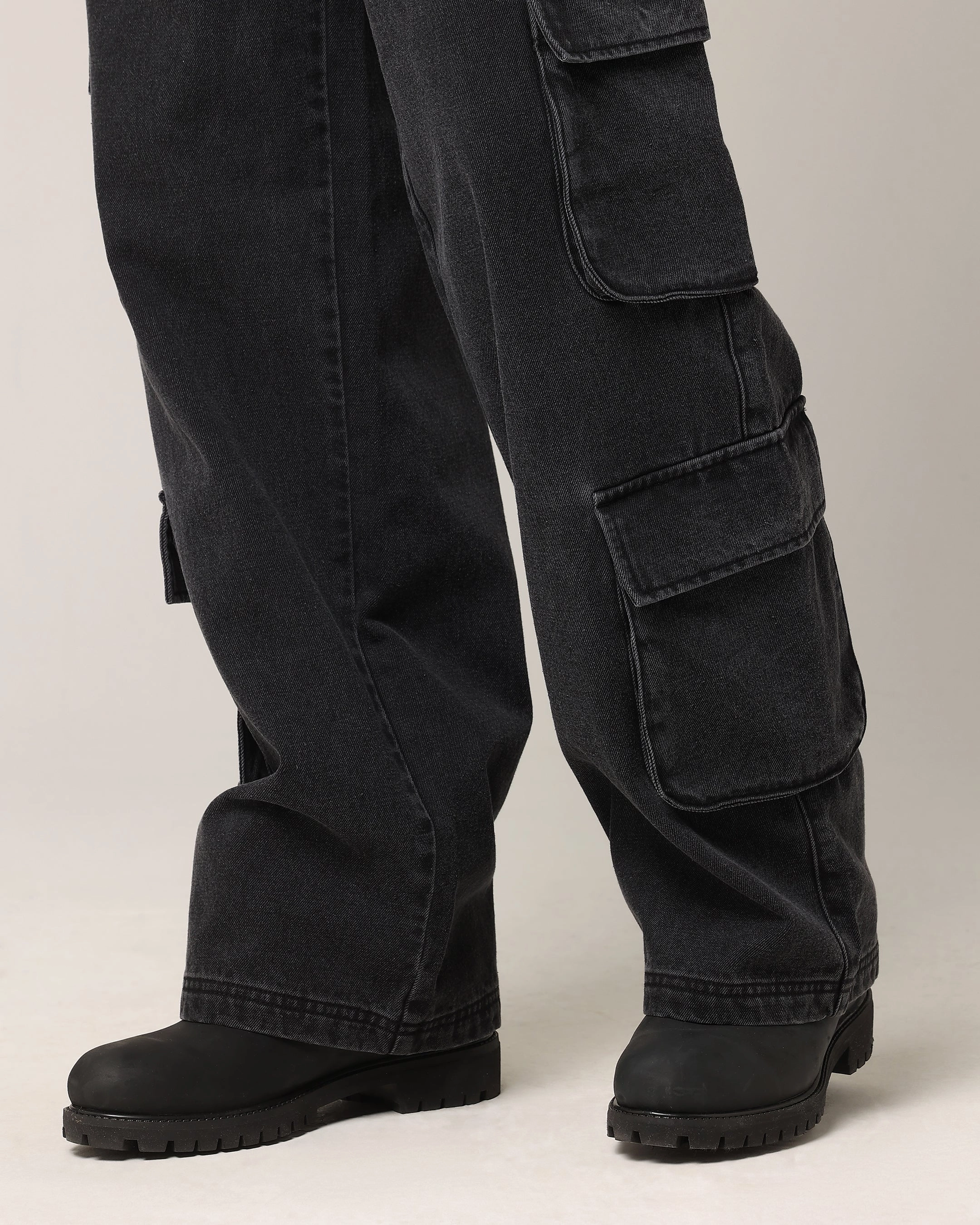 Saint Morta Baggy Workwear Jean Black Shadow Perfect Layer