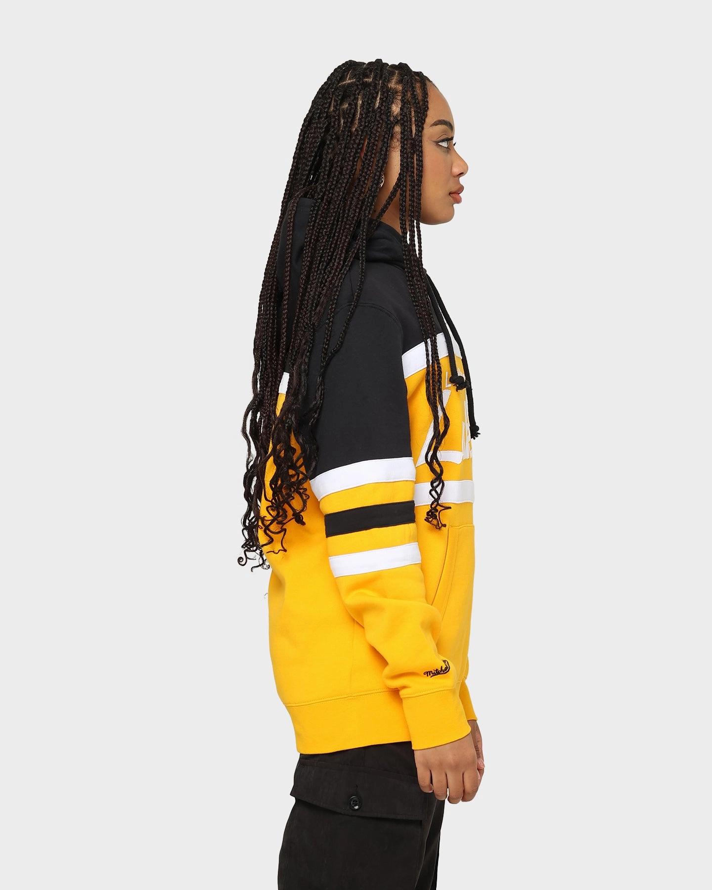 Mitchell & Ness Men's Los Angeles Lakers Head Coach Hoodie Black sunglasses