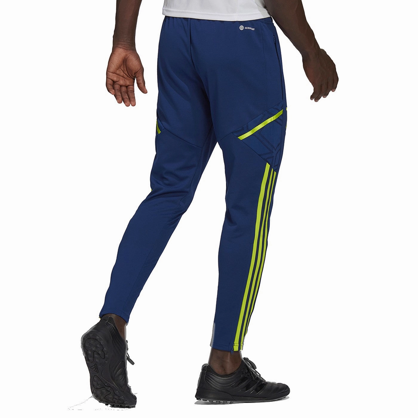 sandal Juventus hooded training technical soccer tracksuit 2022/23 - Adidas