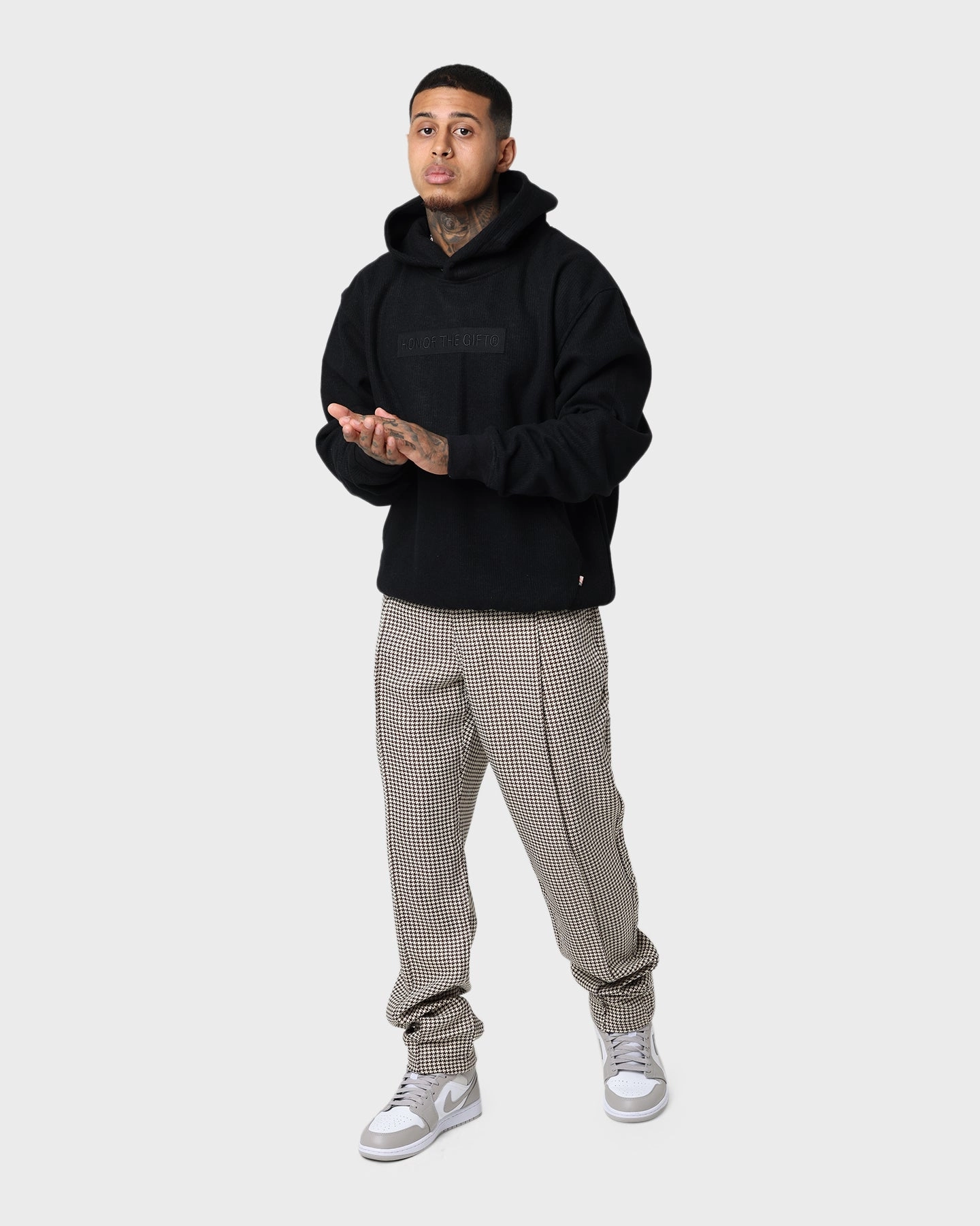 Quick Release Buckles Honor The Gift Howard Knit Hoodie Black