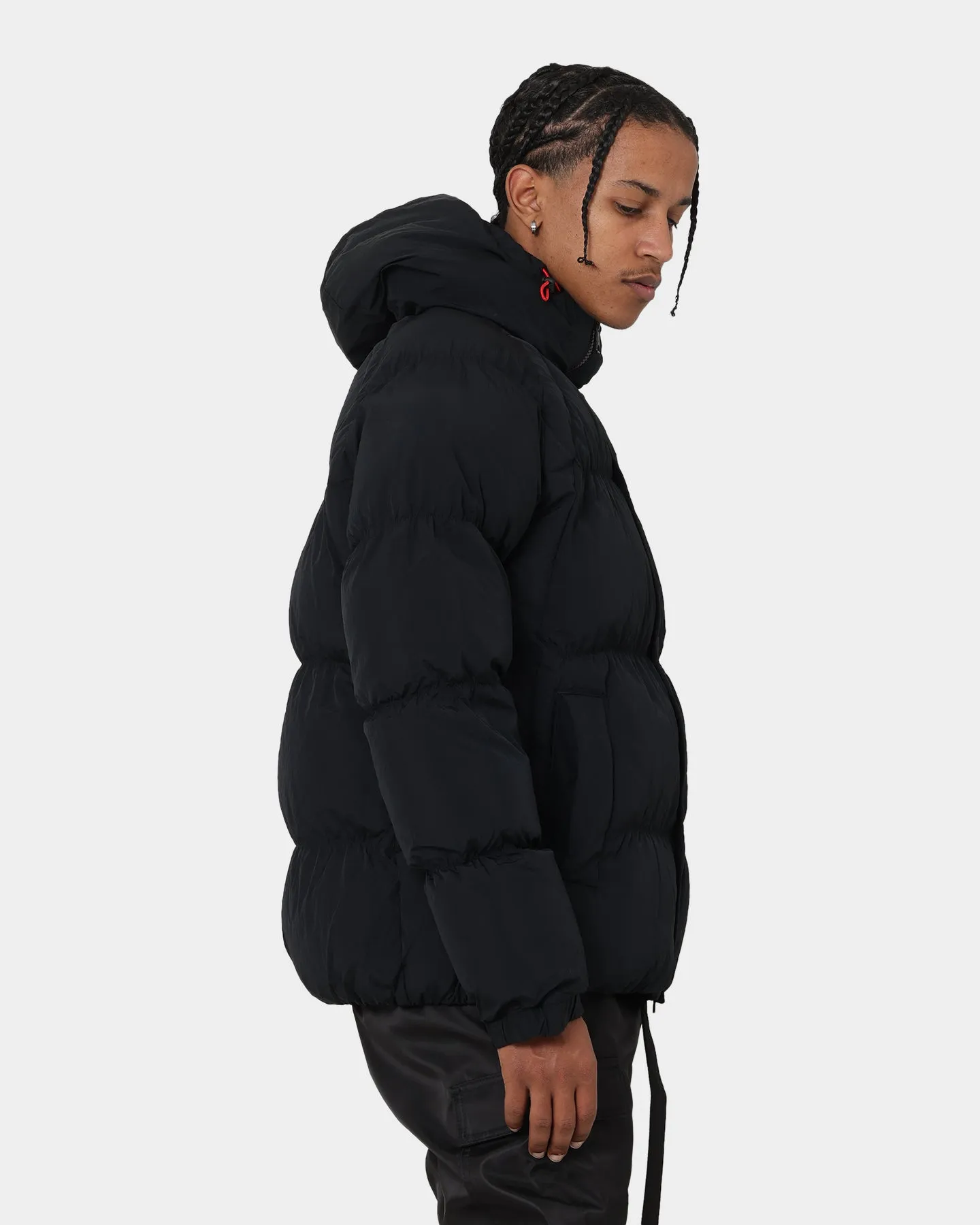 Chill Proof Jordan Essential Puffer Jacket Black/Fire Red