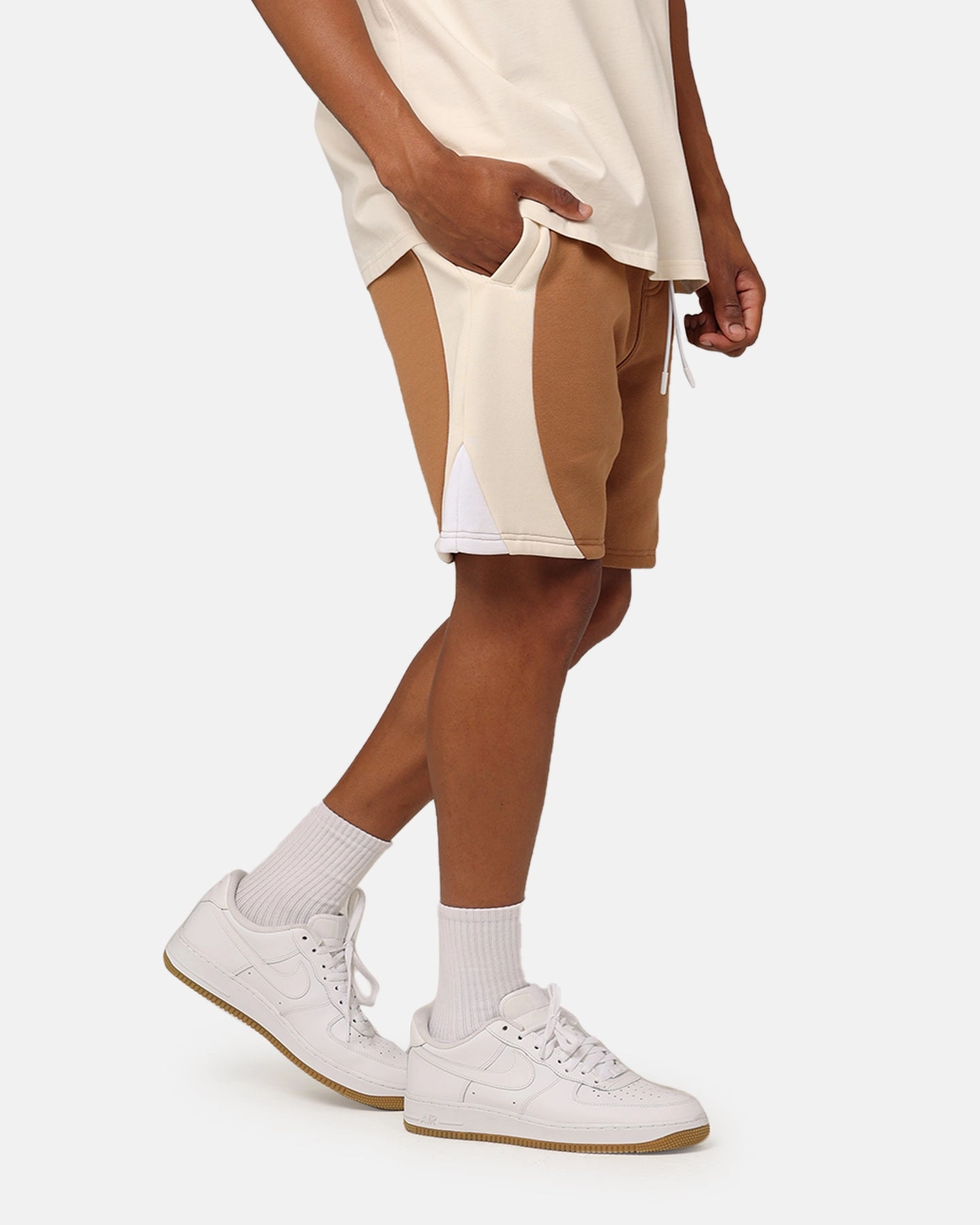 Workout Ready Design Ripstop Material Carre C Star Panelled Shorts Tobacco