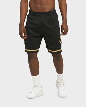 tumble dry Mitchell & Ness Men's Chicago Bulls HWC Swingman Short Black/Gold