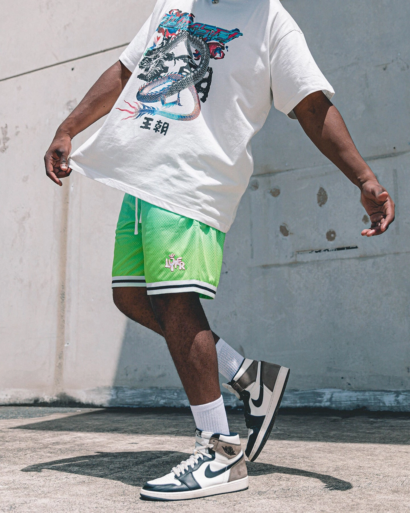 Loiter Gradient Basketball Shorts Green Stain-Resistant