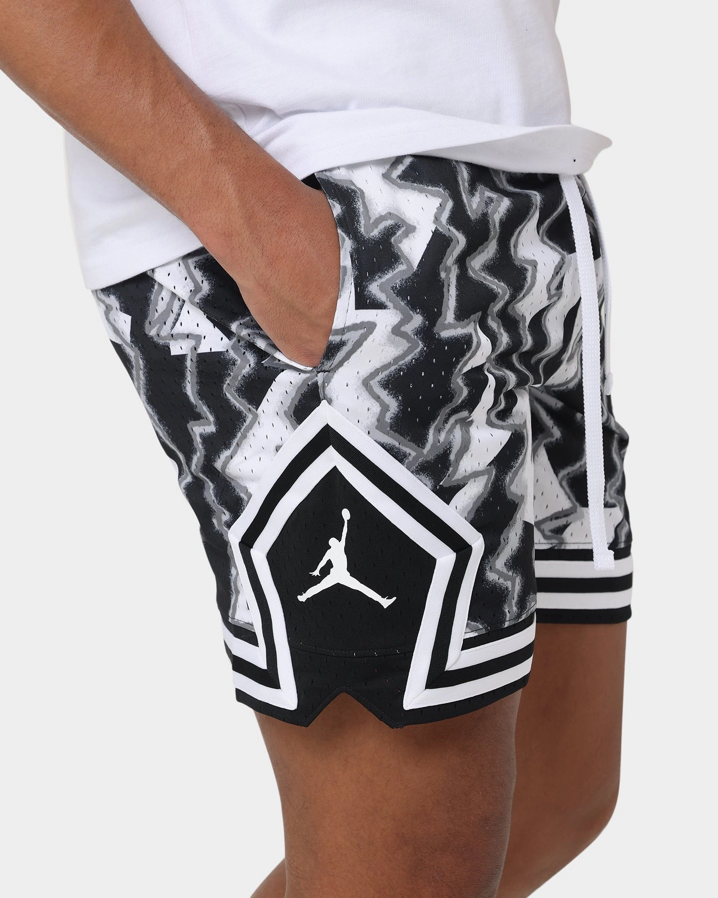 Wide Range Motion Jordan Dri-FIT Sport Barcelona Diamond Shorts White/Black/White