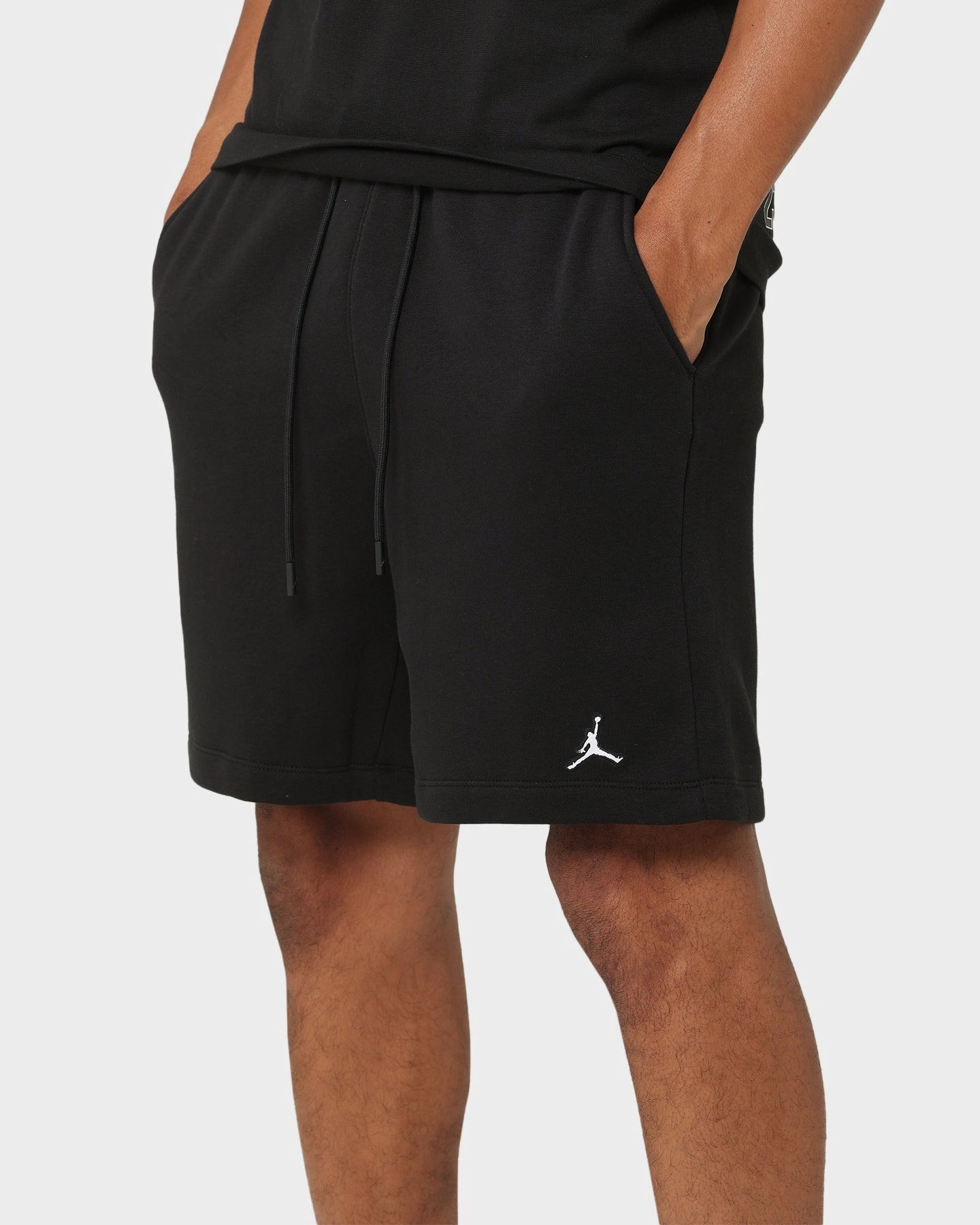 Jordan Essential Fleece Shorts Black/White Anti Pilling Surface Tailored Cut