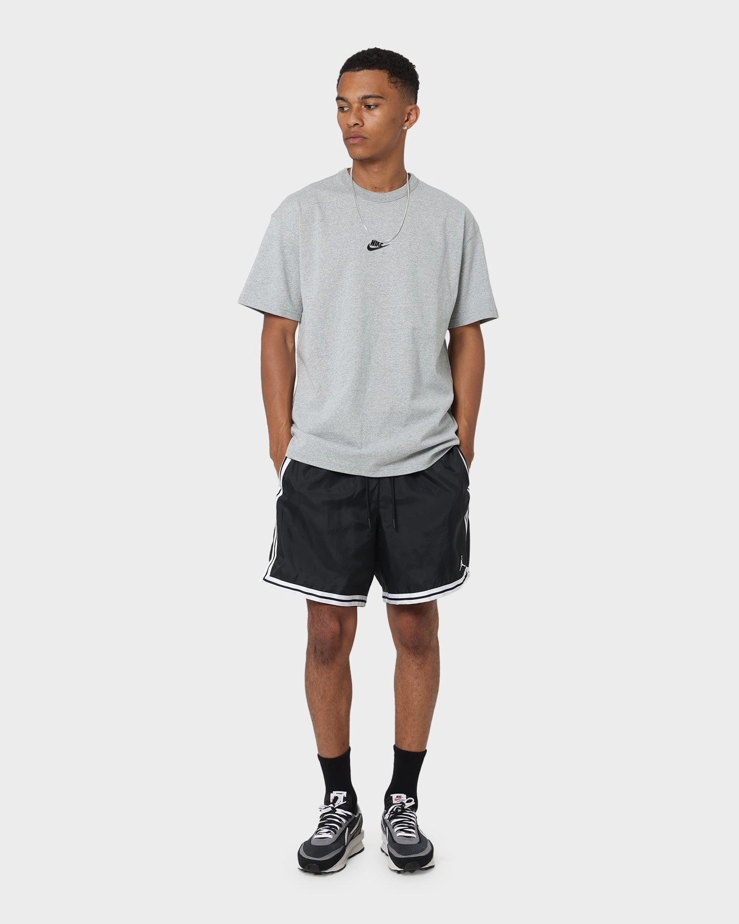 Jordan Essential Woven Shorts Black/White Machine-washable
