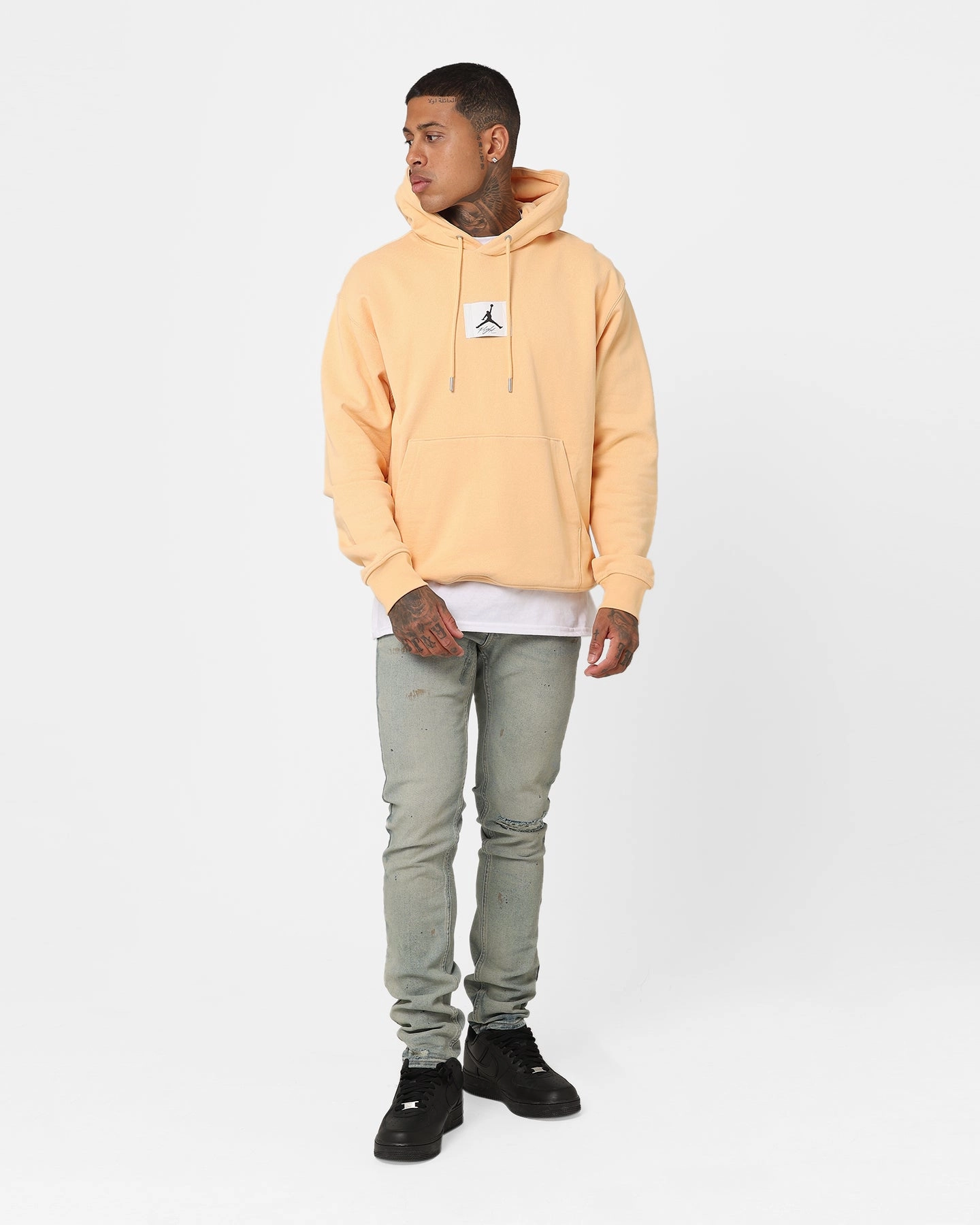 performance day evening Jordan Essentials Statement Fleece Pullover Hoodie Celestial Gold/Sail
