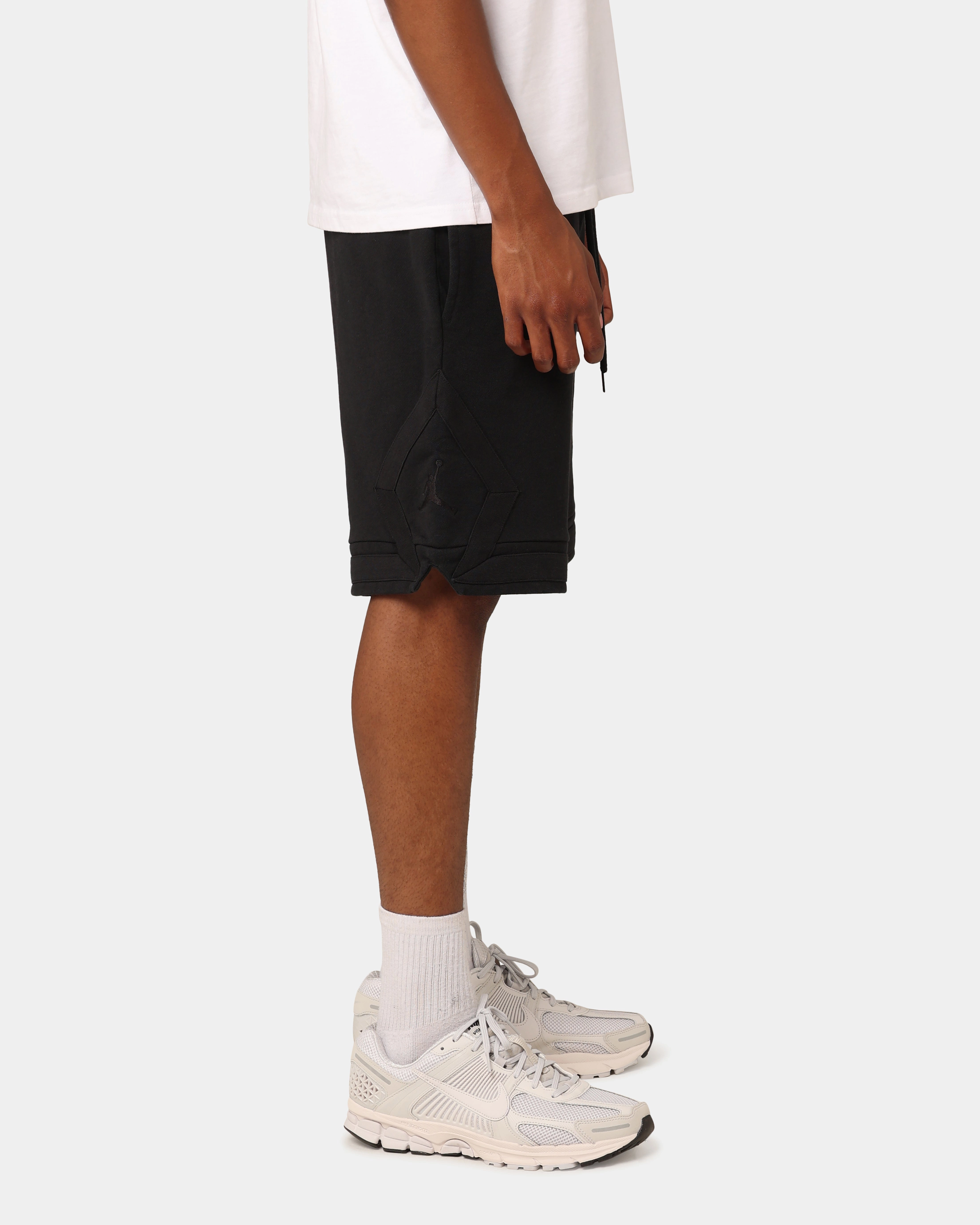 Jordan Essentials Statement Fleece Shorts Black/Black Free Size Adjuster Flatlock Seams