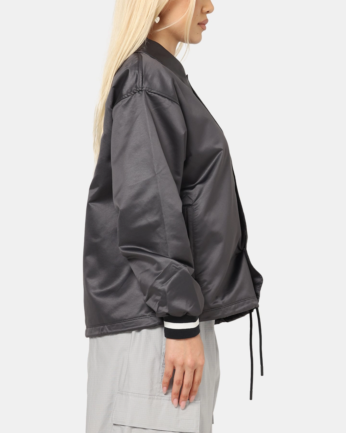 Hear Indoor Use Jordan Women's Coaches Jacket Black/Sail