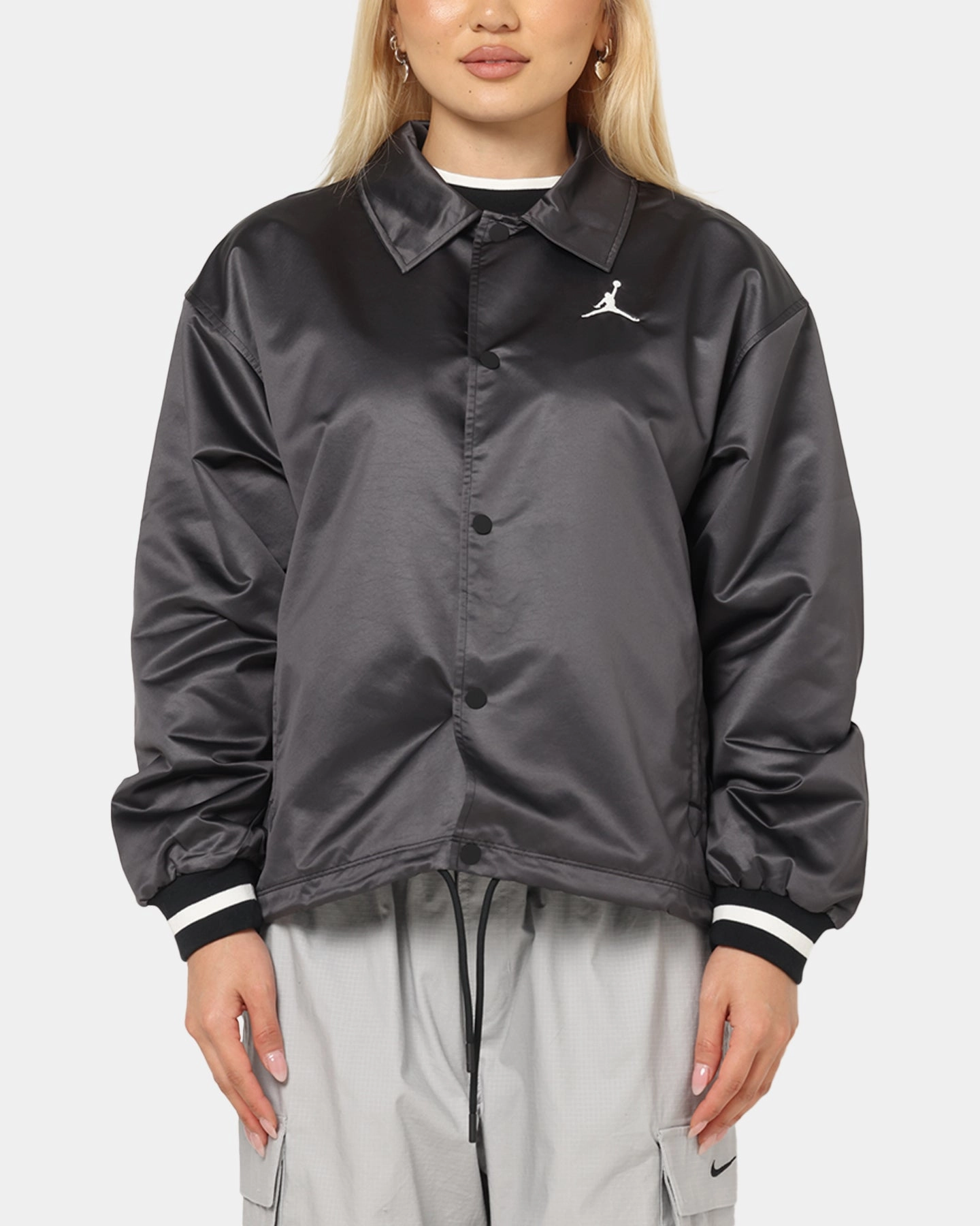 Jordan Women's Coaches Jacket Black/Sail desert long sleeved