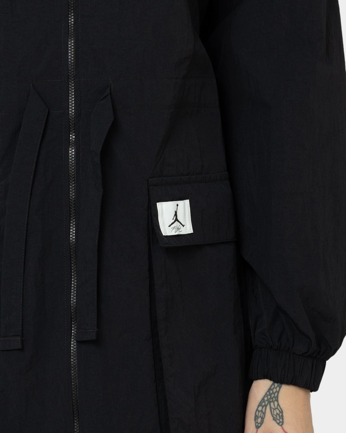 Weather Resistant Coating Support Jordan Women's Essentials Oversized Jacket Black