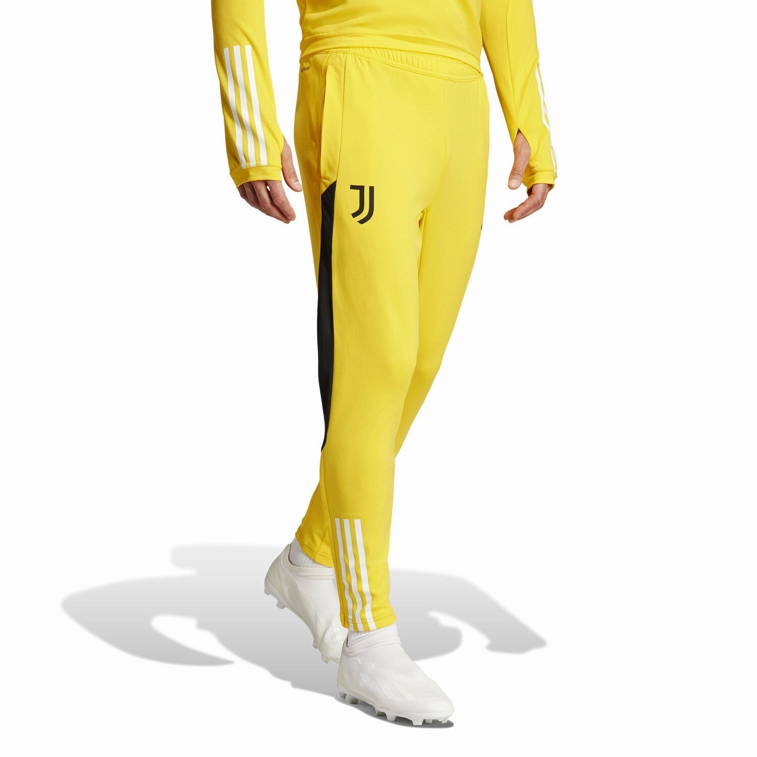 Juventus yellow training technical Soccer tracksuit 2024 - Adidas BodyMapped Ventilation