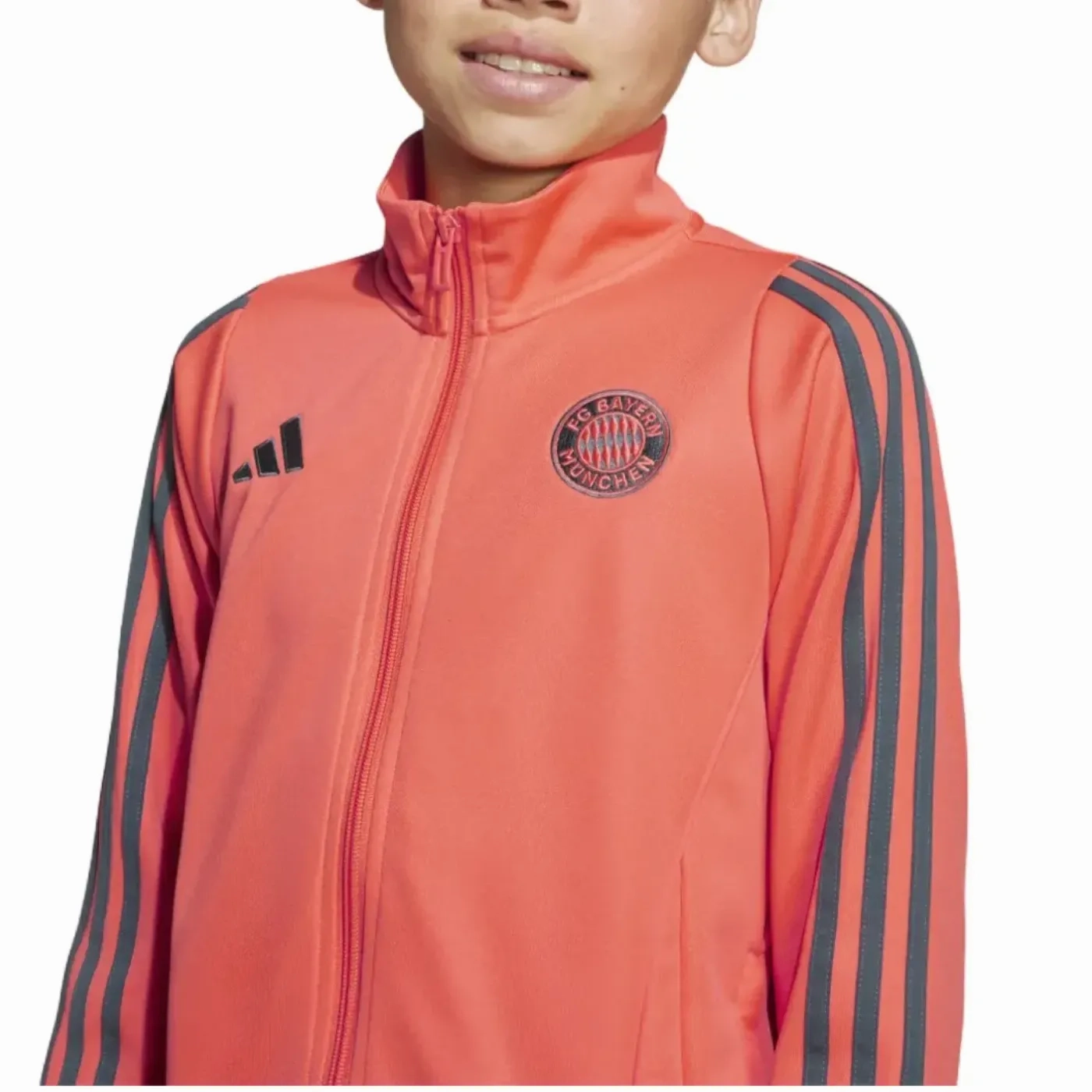 Kids - Bayern Munich Training Presentation Bench Tracksuit 2025/26 - Adidas Workwear alternative Round neckline