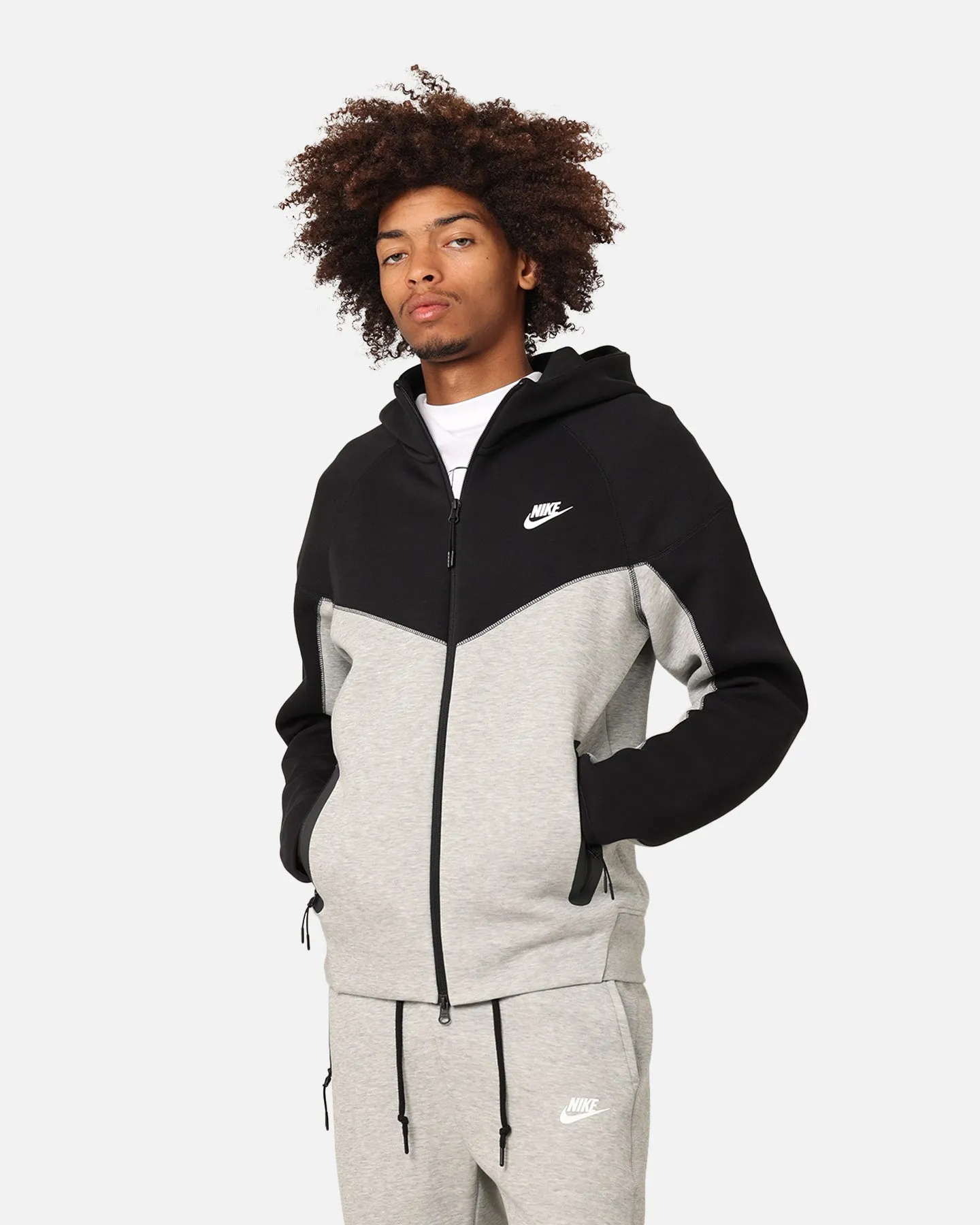 Review Denim Nike Sportswear Tech Fleece Full-Zip Windrunner Hoodie Dark Grey Heather