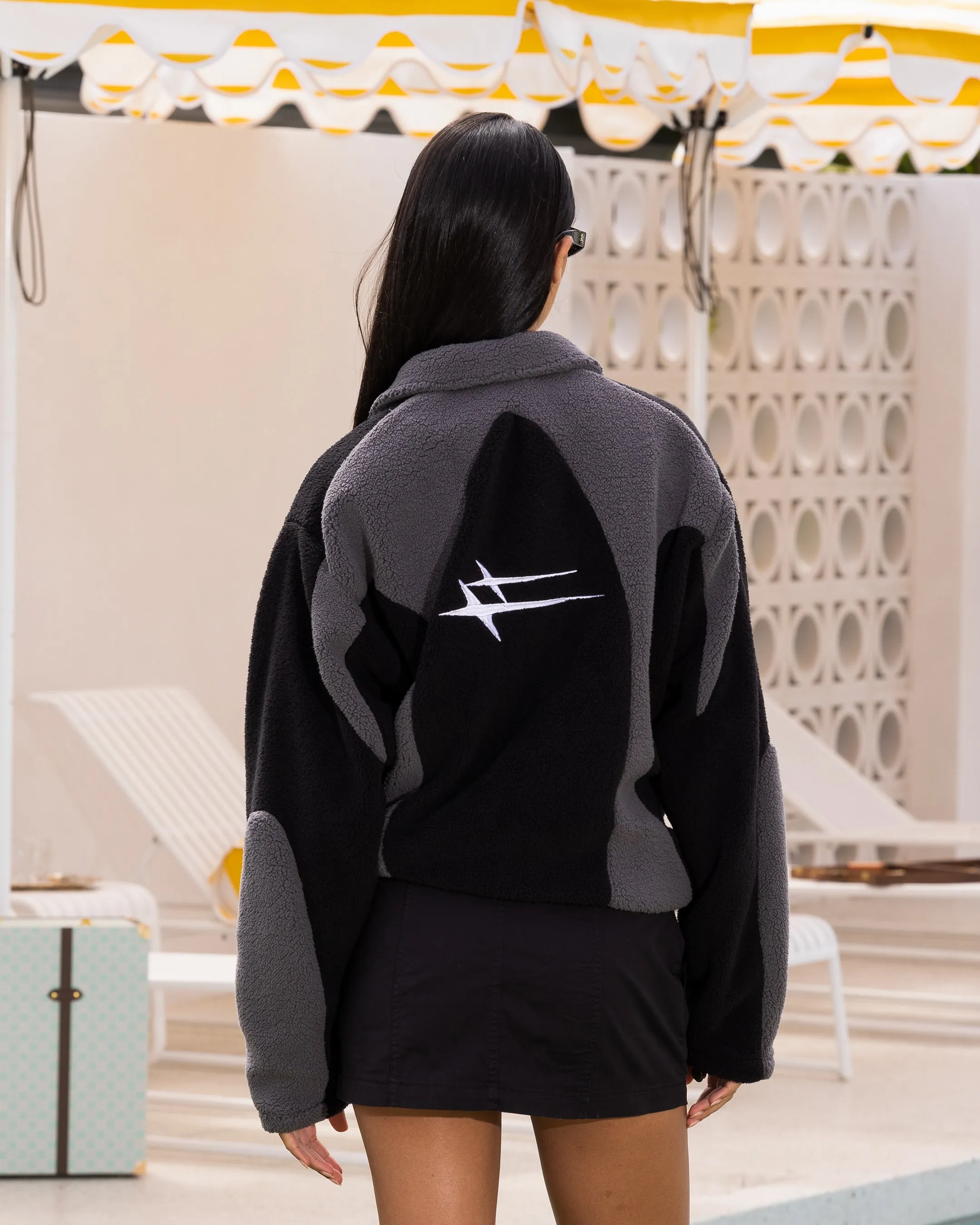 Suggestion Charm Loiter Spire Fleece Jacket Black