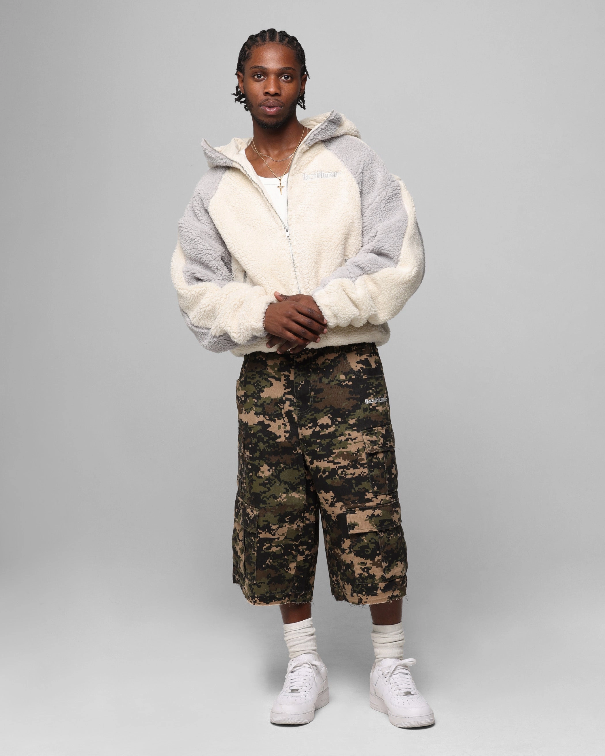 Loiter 3 Quarter Pants Digi Camo Low Profile Closure System
