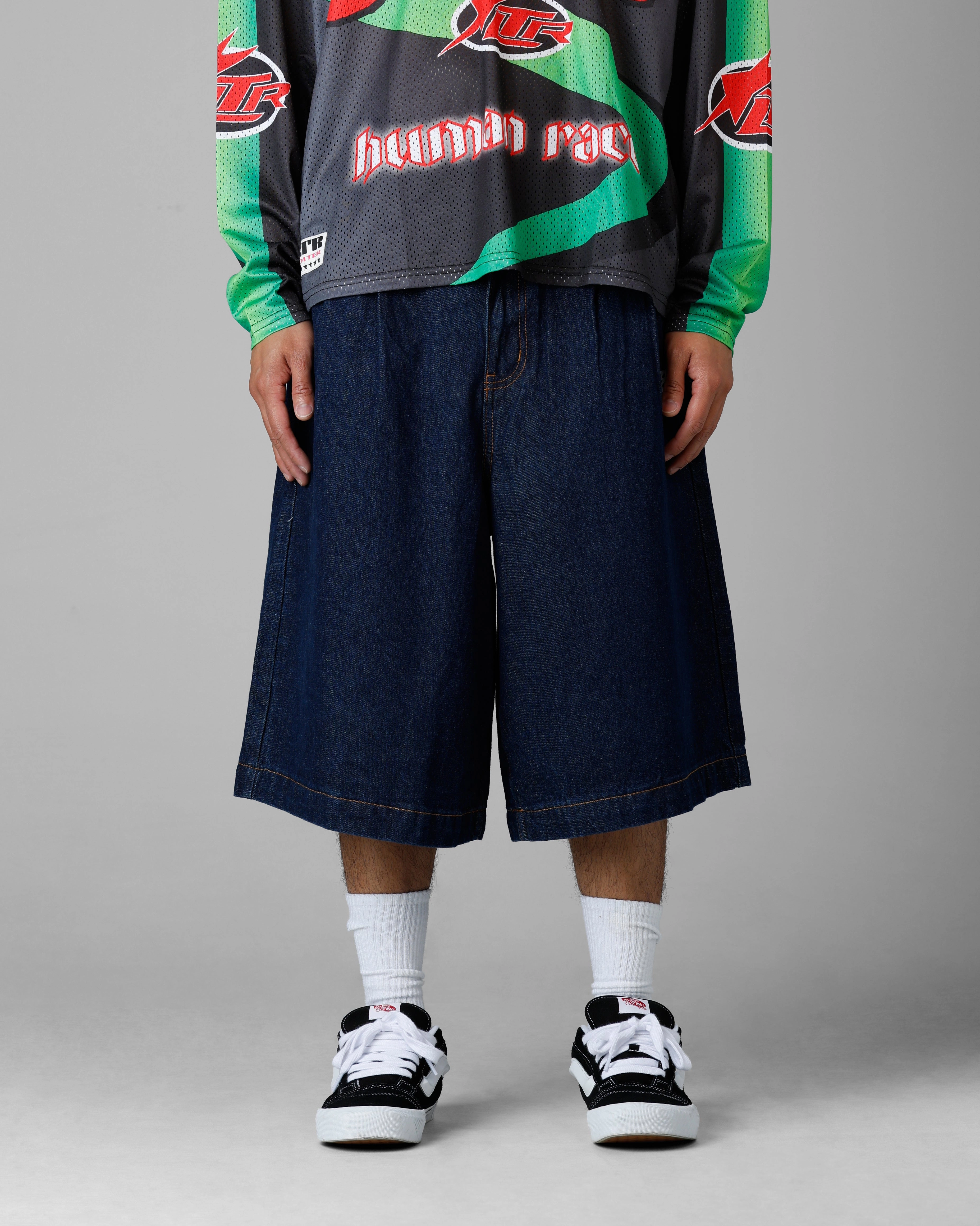 Minimal Look Loiter 3 Quarter Shorts Dark Indigo