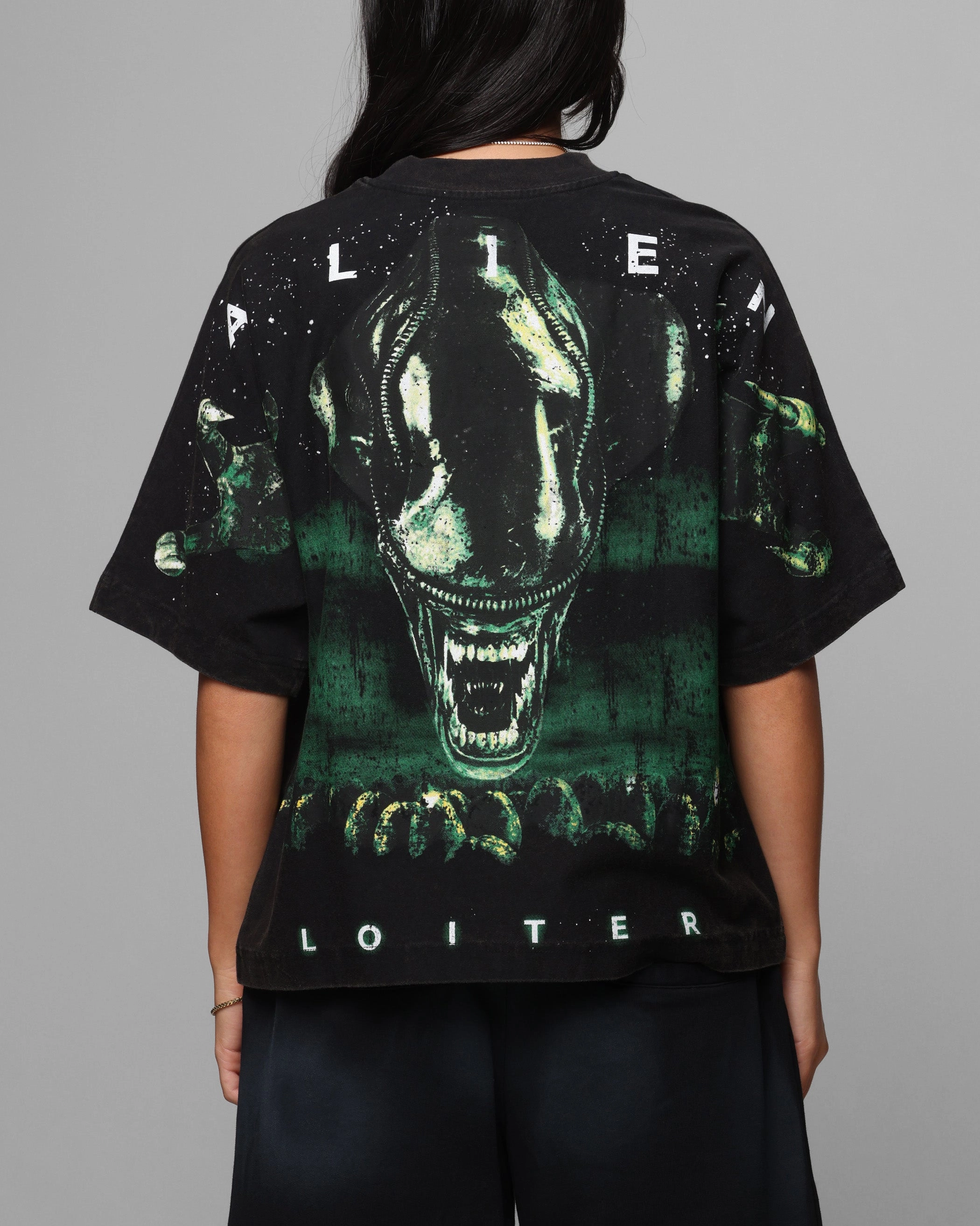 Casual Chic Loiter Alien Boxy T-Shirt Washed Black