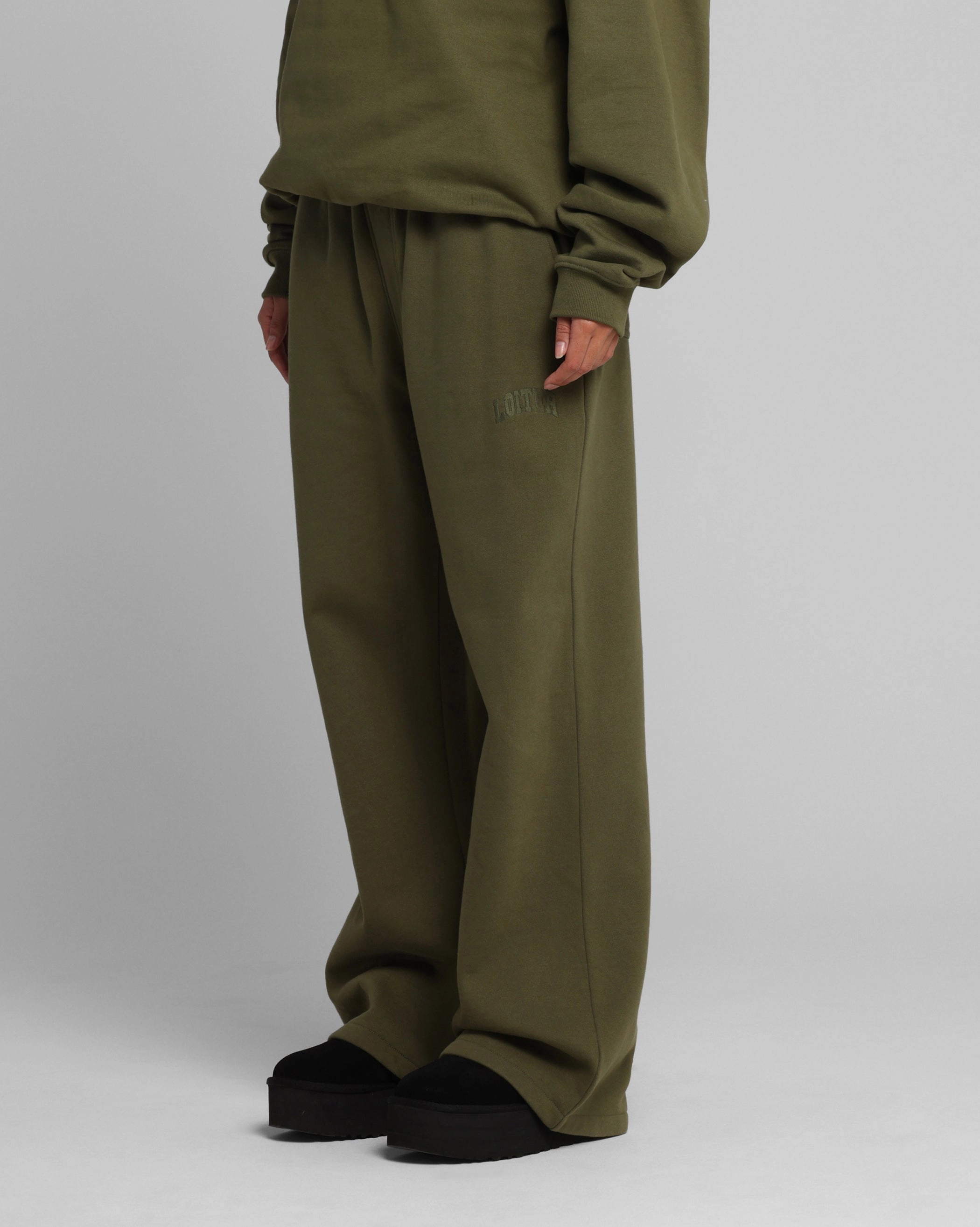 Loiter Arch Premium Sweat Pants Khaki Functional Comfort