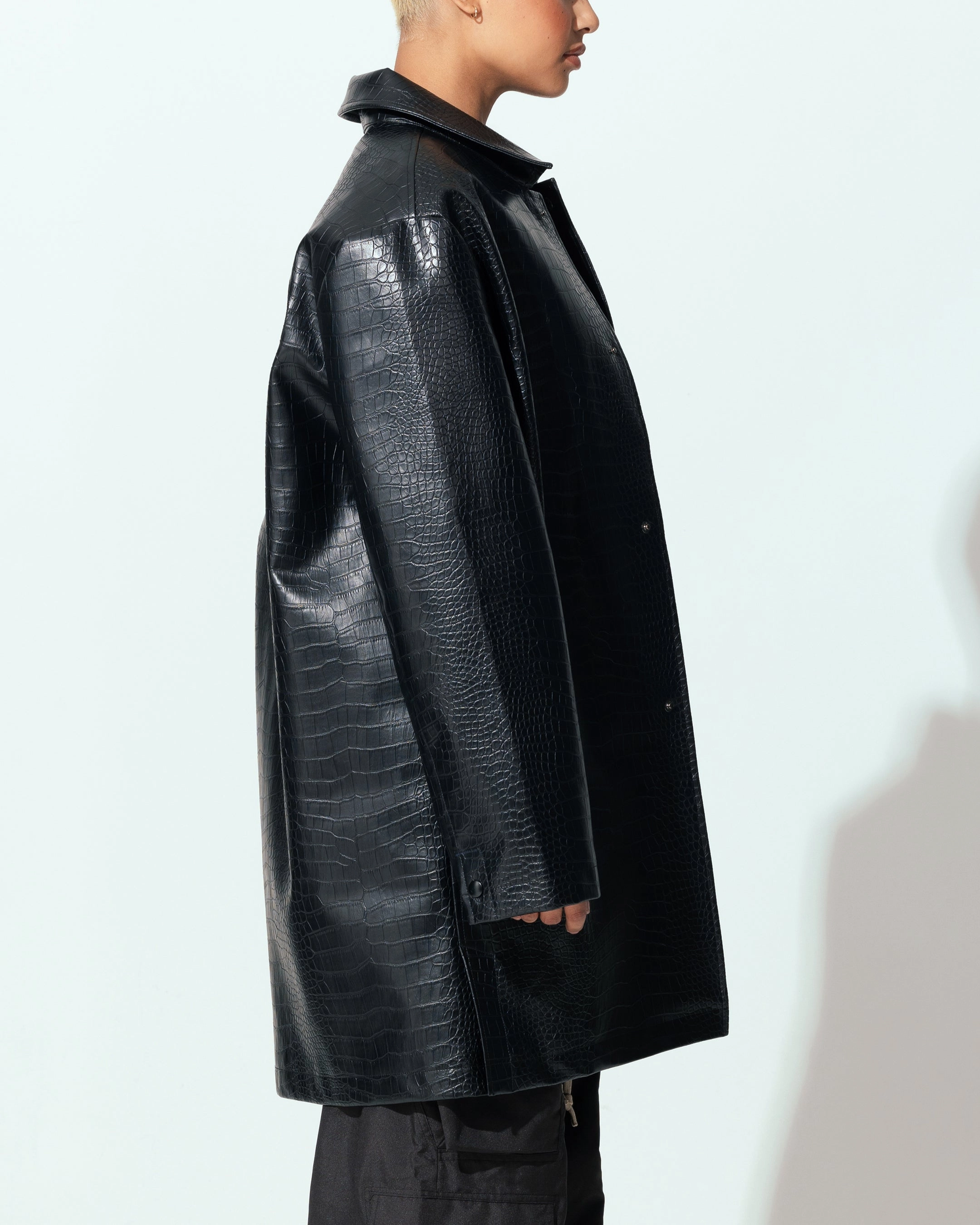 Loiter Atmosphere Trench Coat Black regular Compression Panels