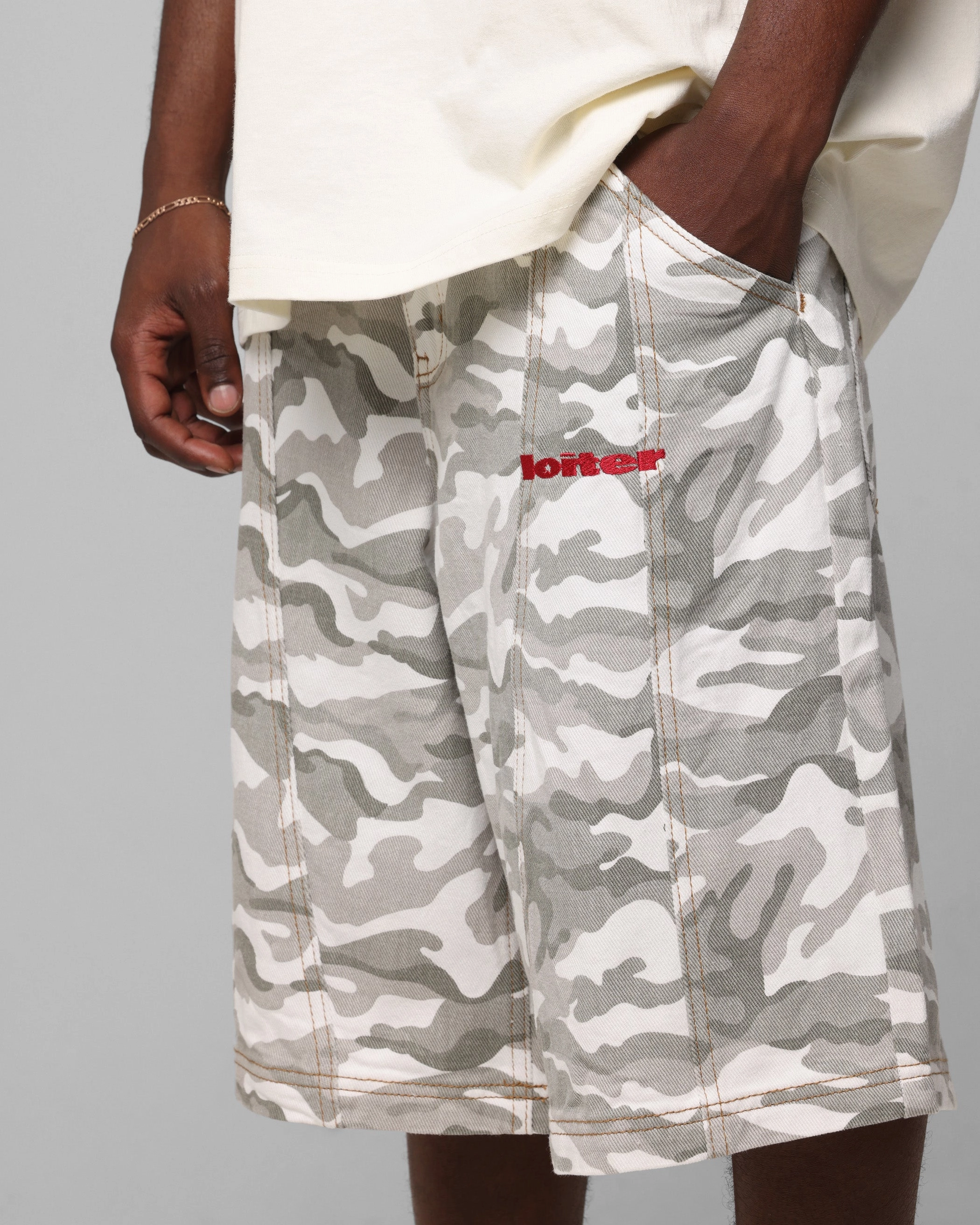Stretch Comfort Loiter Collateral Panel Jorts Snow Camo
