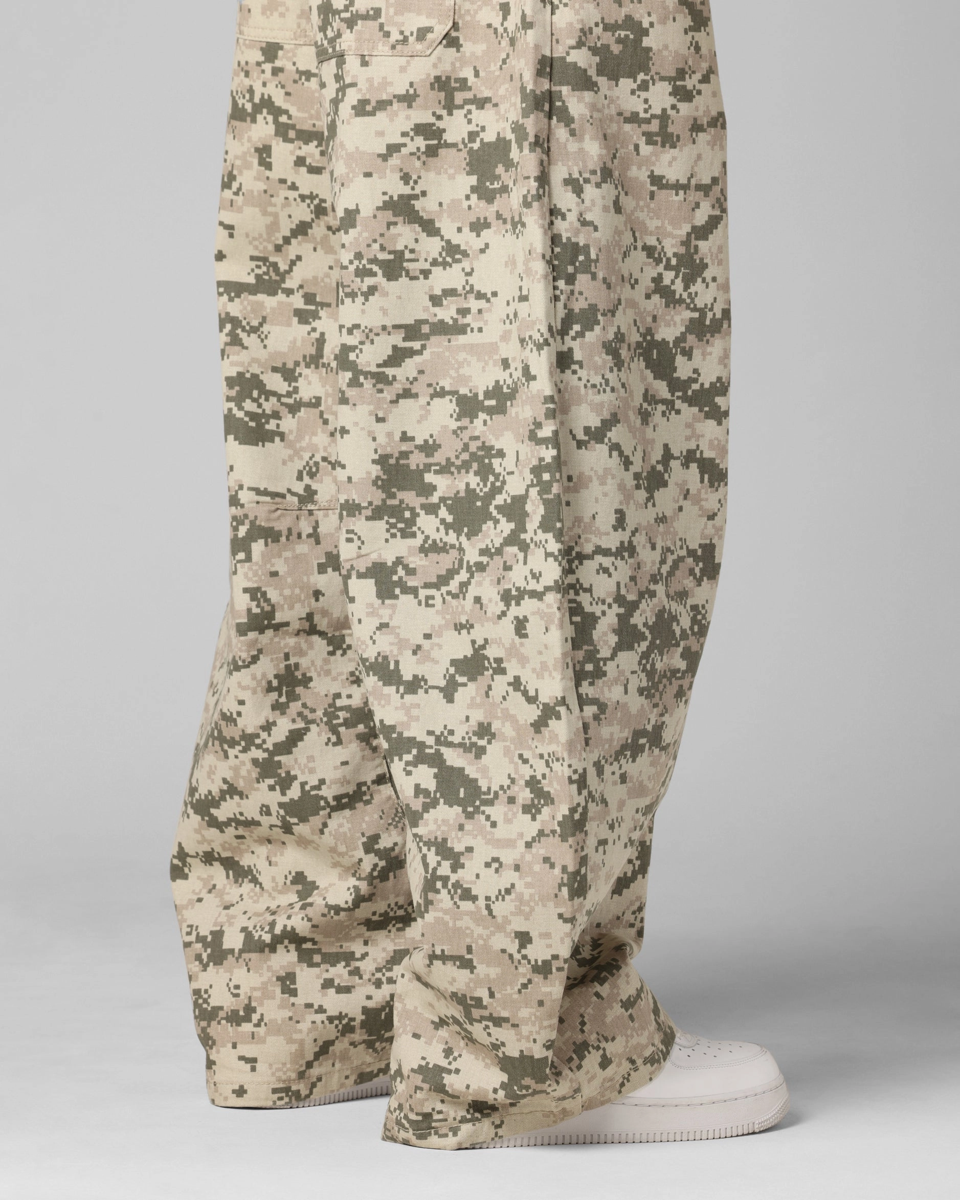 Loiter F-16 Balloon Jeans Digi Camo Stretchable Comfort Fade Resistant Dye