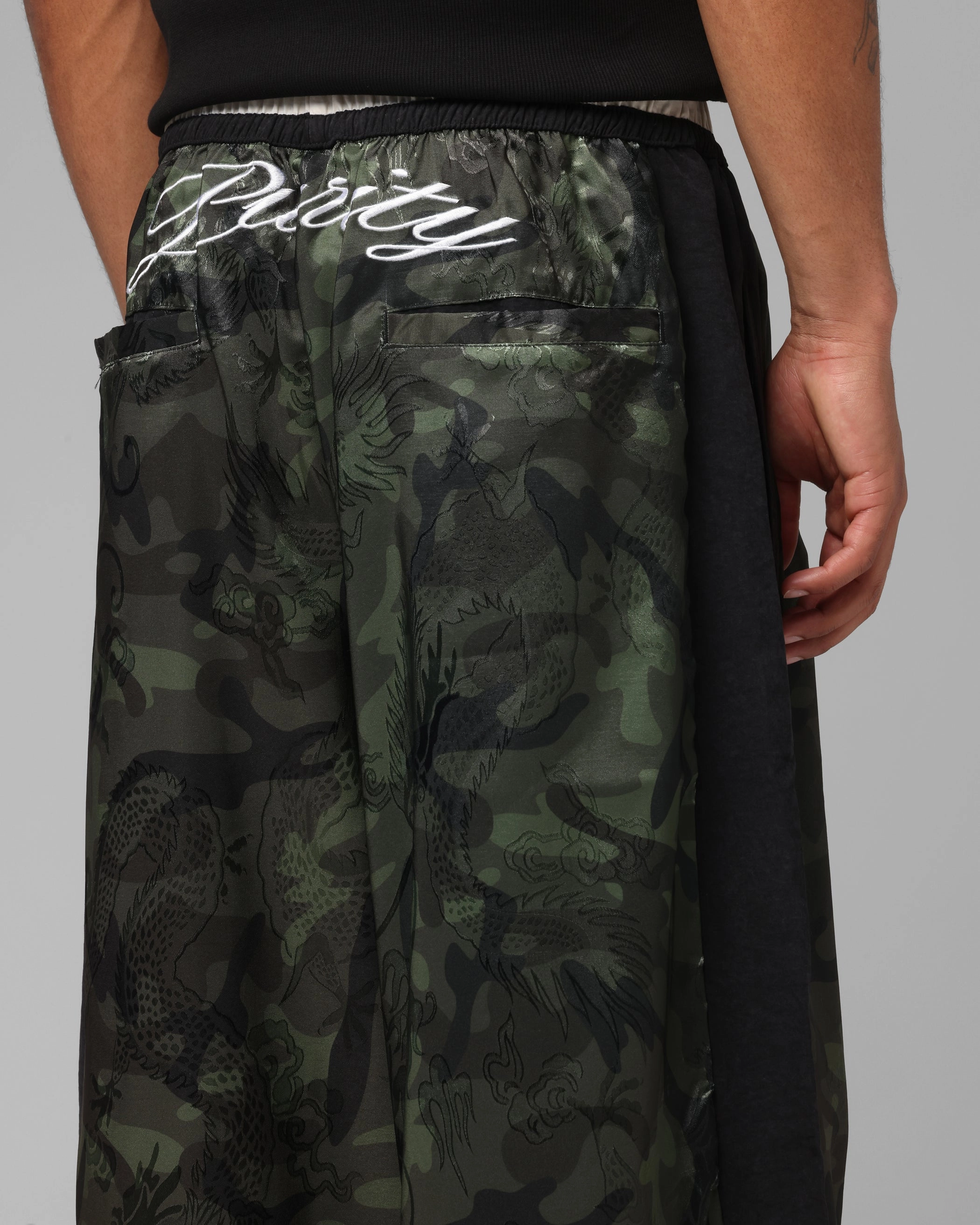 Mood Wear Casual Comfort Loiter Fight Club 3 Quarter Shorts Woodland Camo