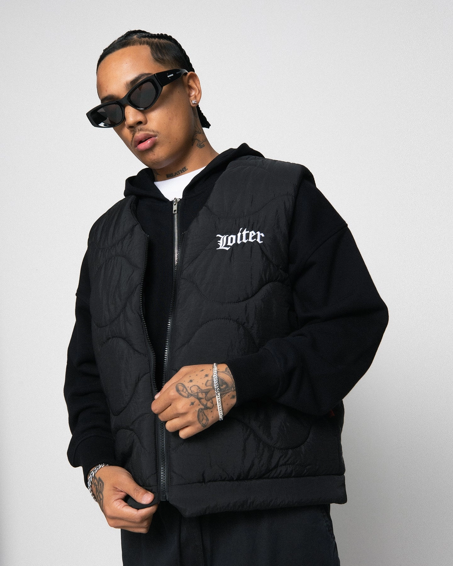 Loiter Hunter Vest Black Daily Utility Magnetism