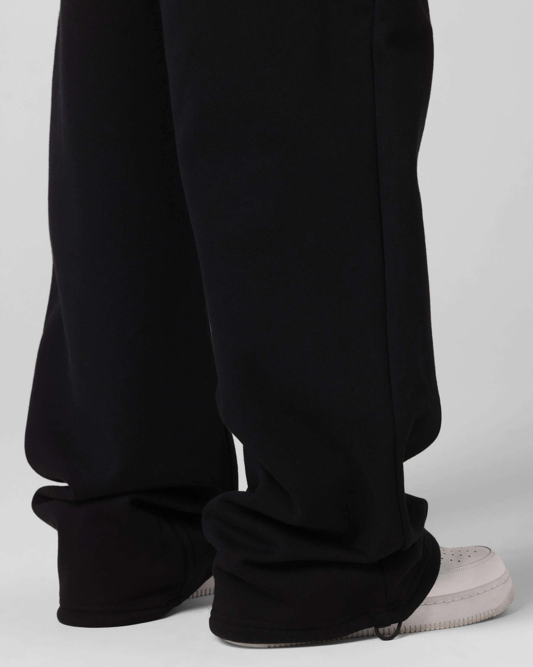 Loiter Hybrid Sweatpants Black Comfort and style