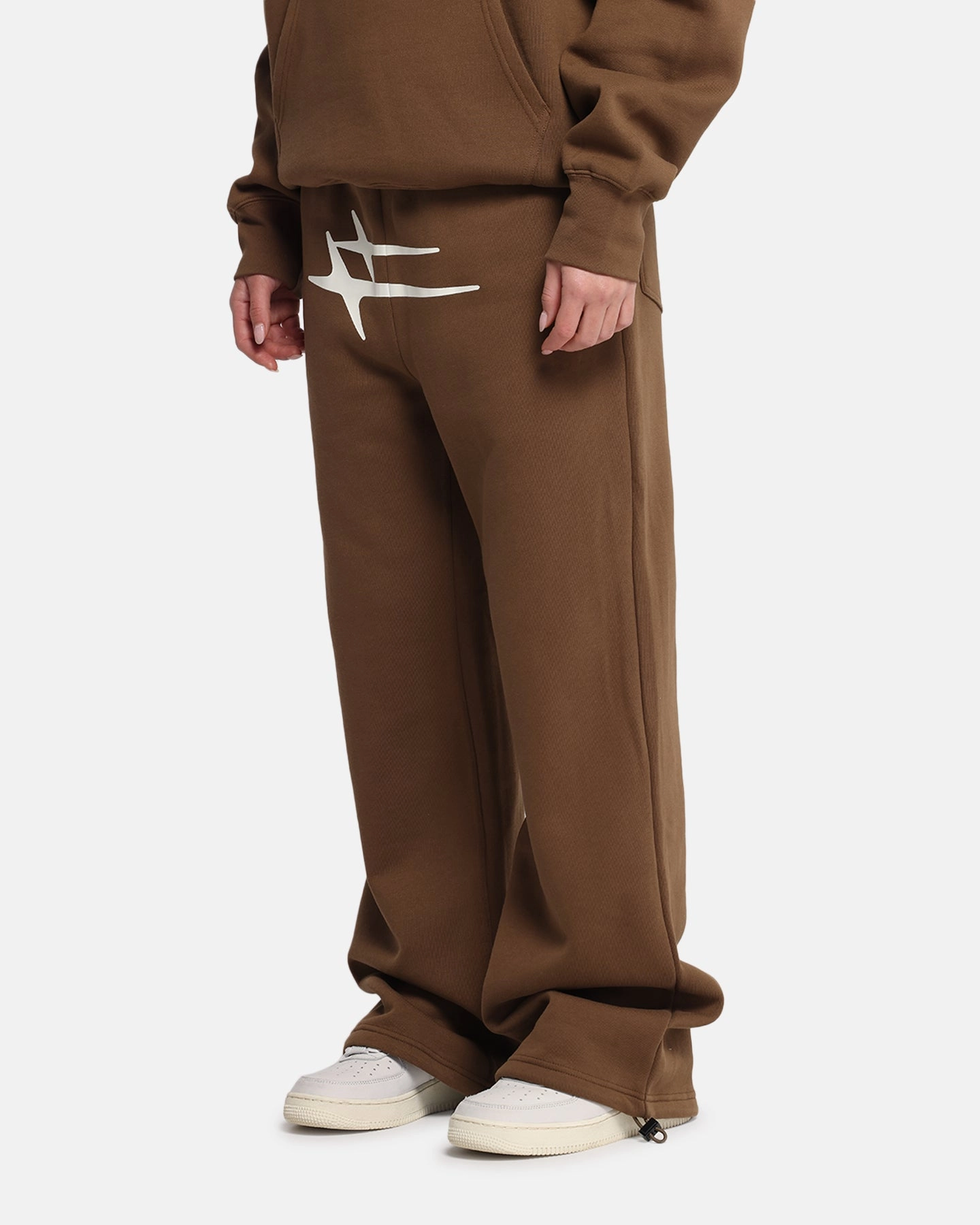 Loiter Hybrid Sweatpants Brown clean design Effortless Style