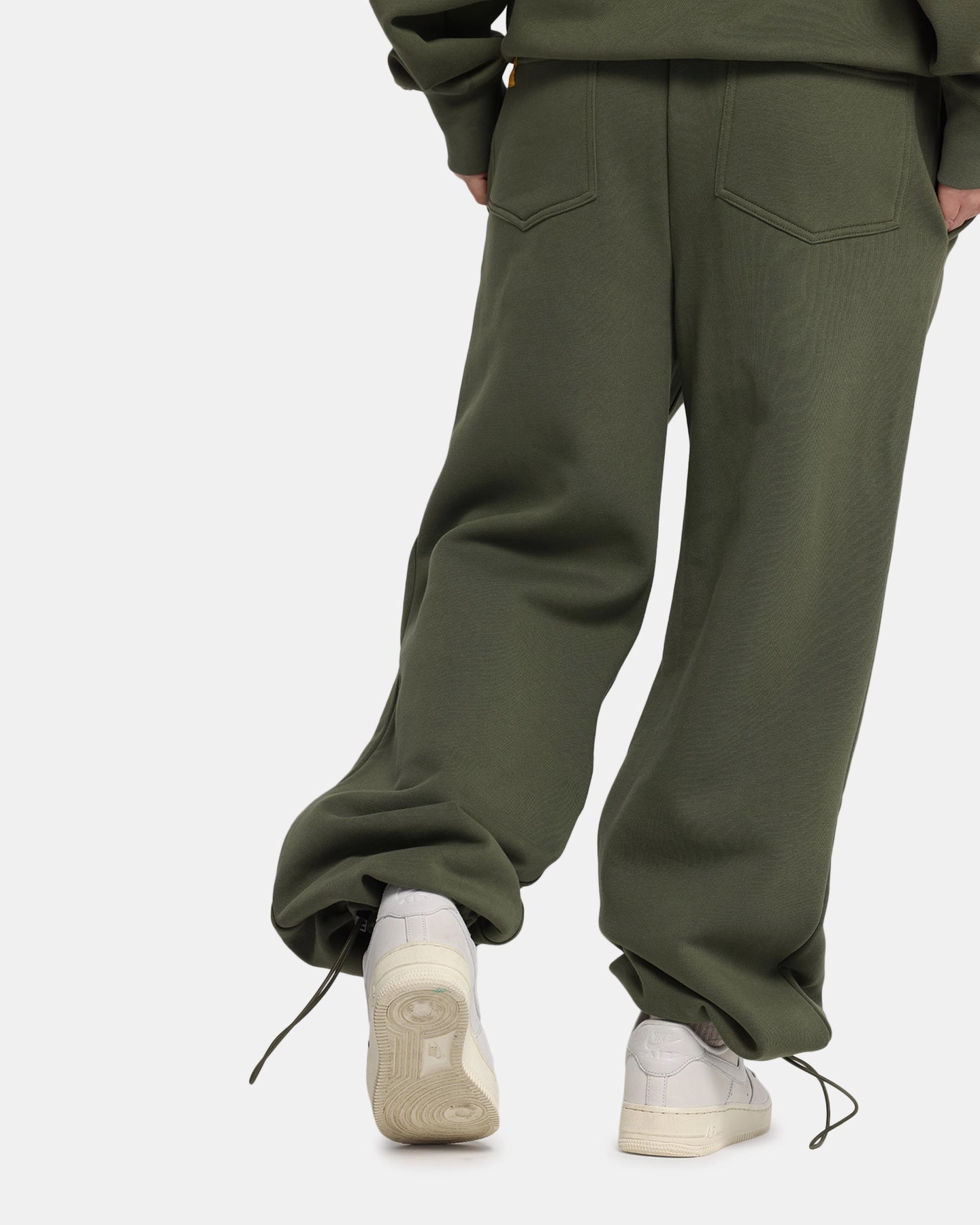 Comfortable Layering Fashionable Fit Loiter Hybrid Sweatpants Olive