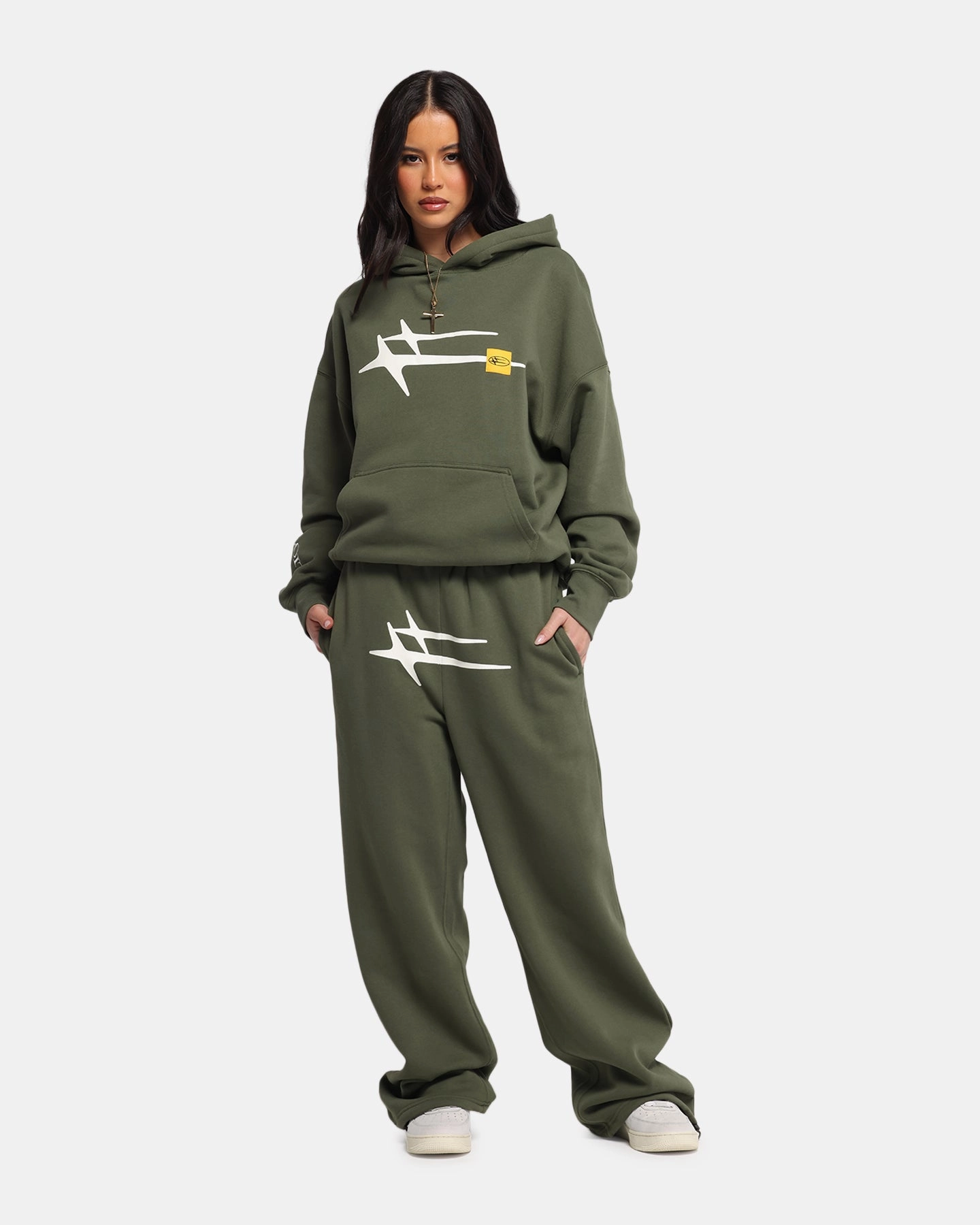 Neutral Style Loiter Hybrid Sweatpants Olive