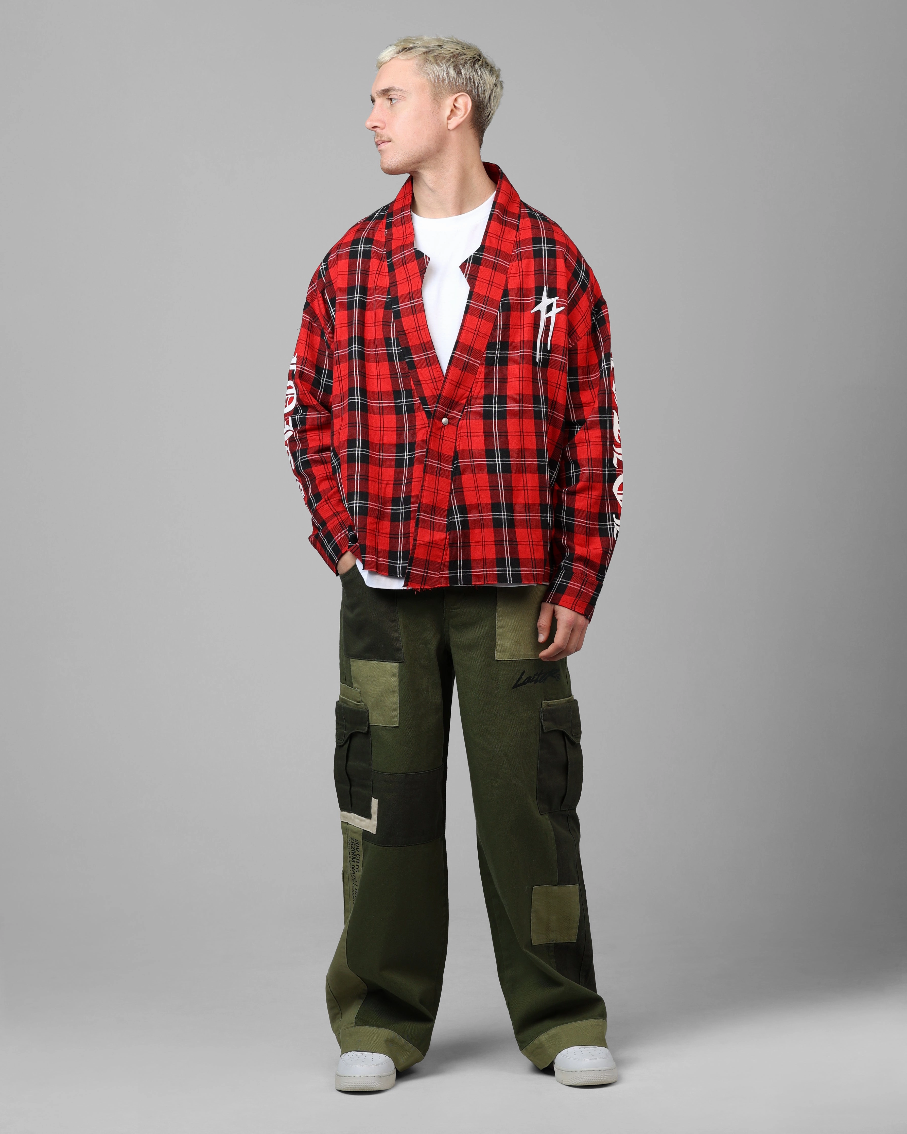 Continue Work Ready Loiter Kimono Flannel Red