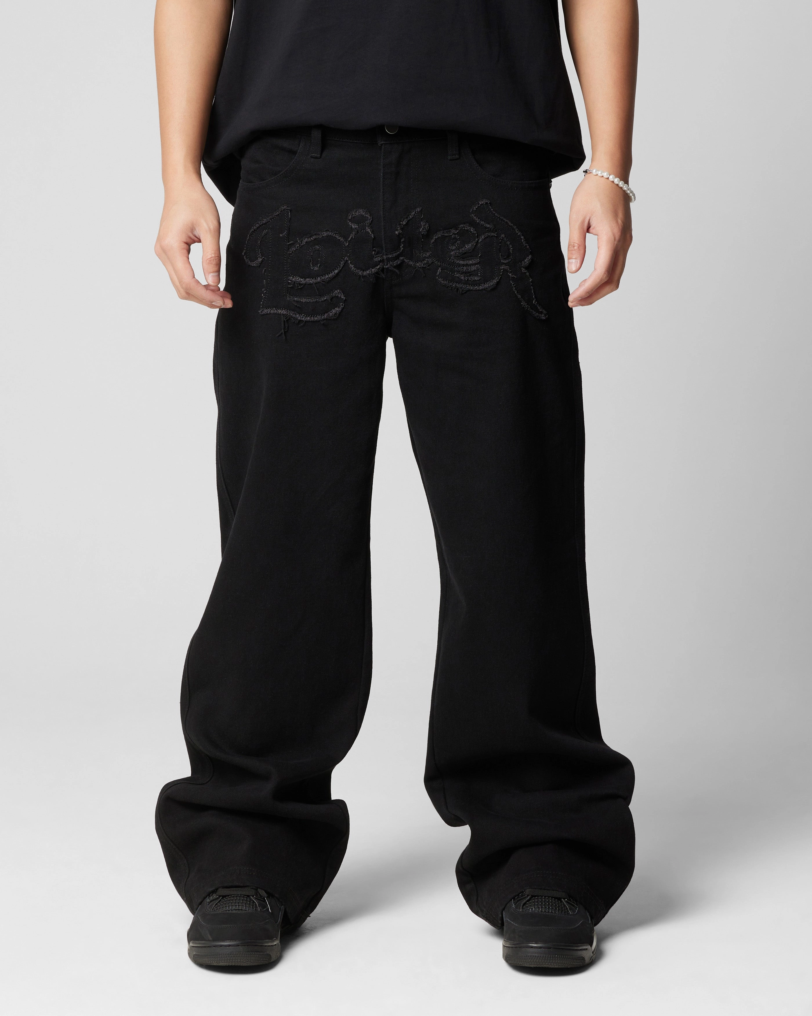 Loiter Menace Jean Black Textured Family Style Autumn Days Modern Straight Leg