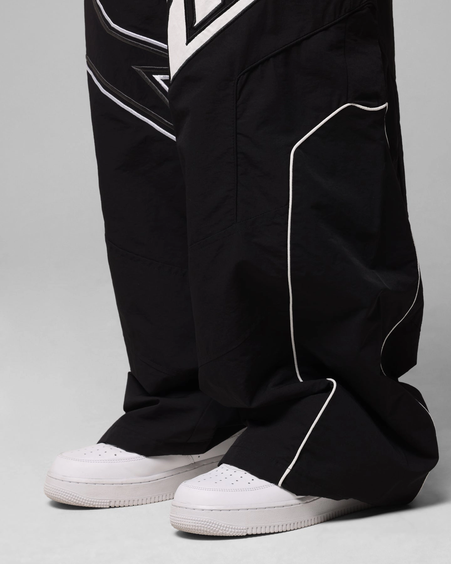 Loiter Motocross Parachute Pants Black Core Comfort FlexibleKneePanels