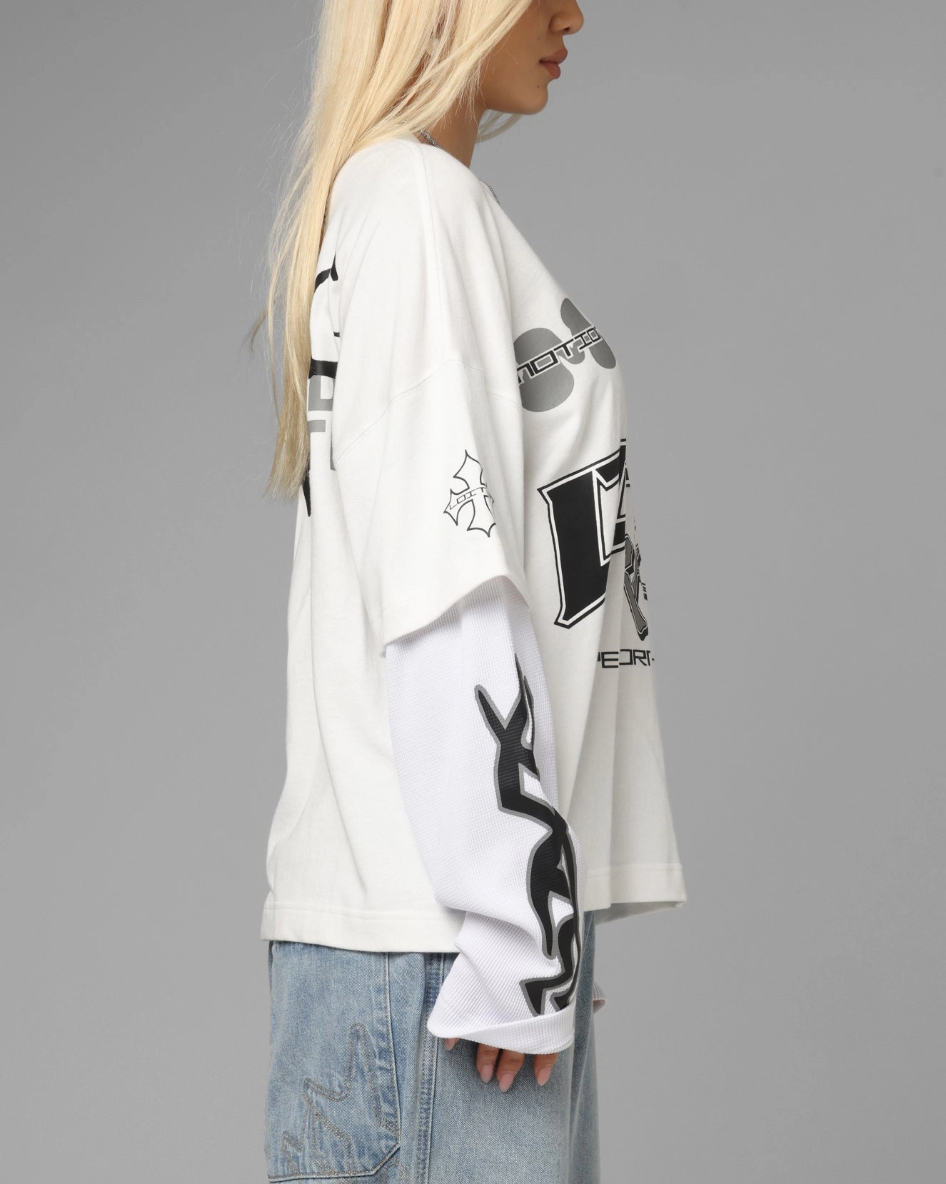 Beach relaxation LayeredHemDetails Loiter Performance Layered Long Sleeve T-Shirt Off White