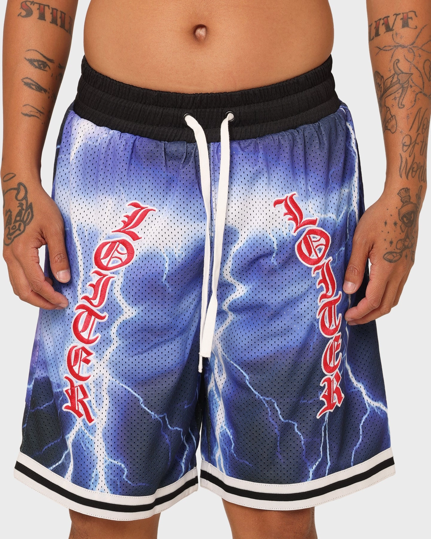 Slimming Effect Minimal Fit Loiter Script Ball Shorts Multi