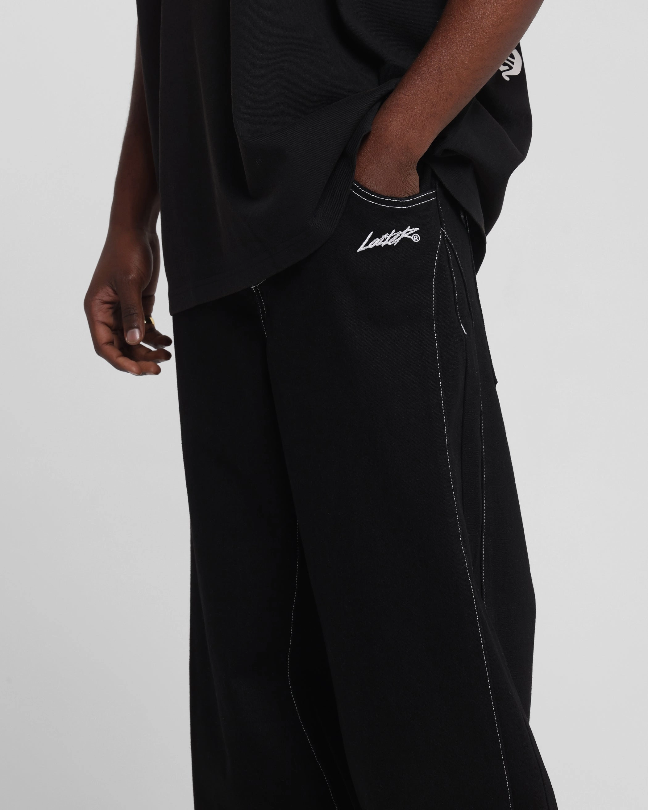 Functional Ease Chill Wear Loiter Shadow Jeans Black