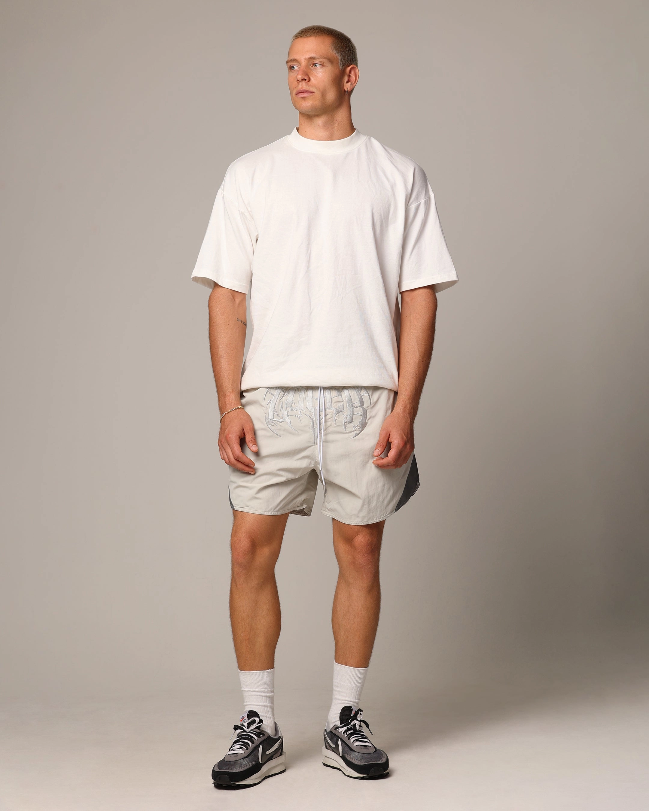 Elastic Band LightweightFabric Loiter Shadow Walk Shorts Stone