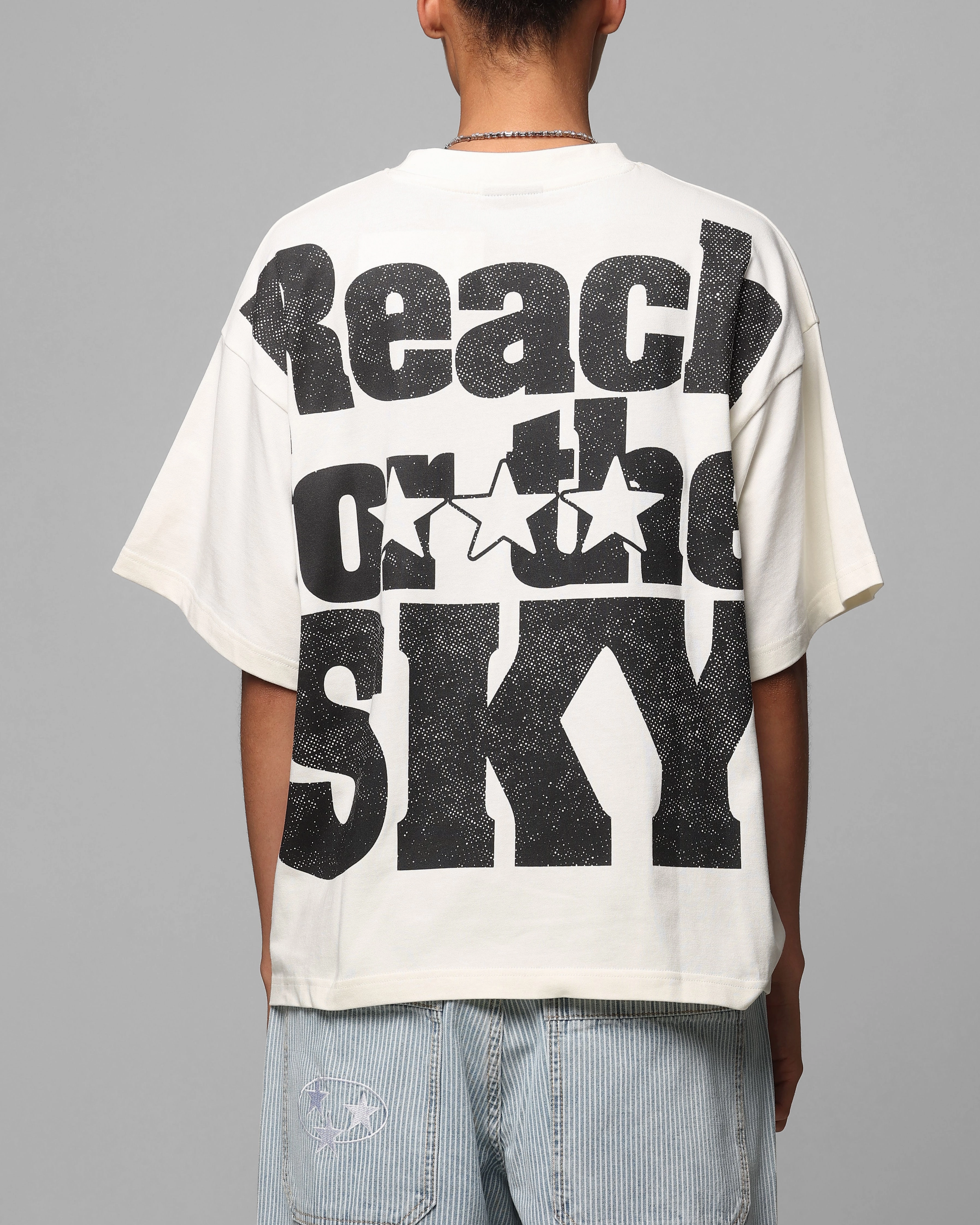 Minimal Trend Bold Design Loiter Sherif Vintage T-Shirt Off White