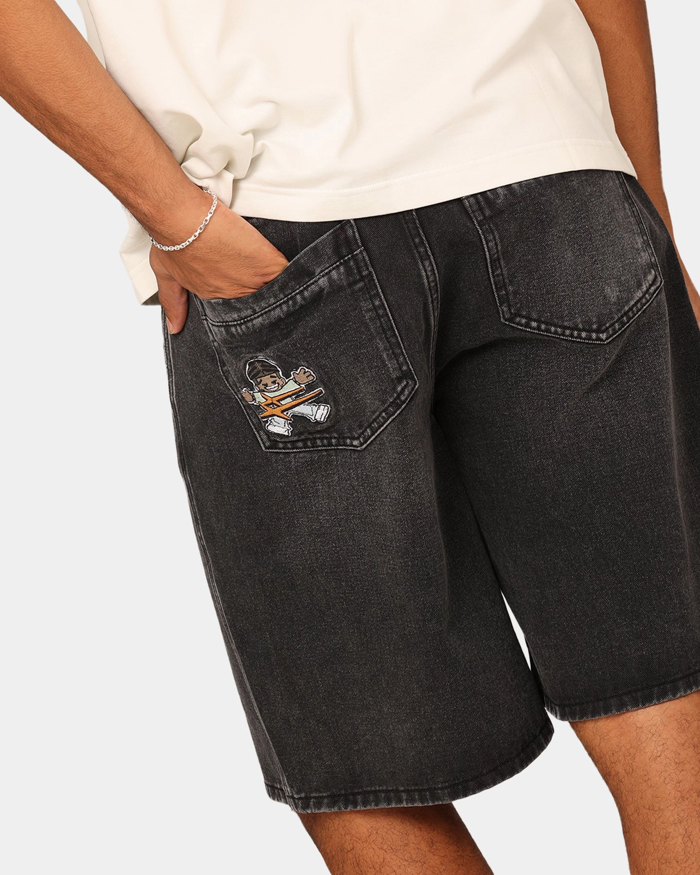 Simple Cut Loiter Sk8 Jorts Washed Black