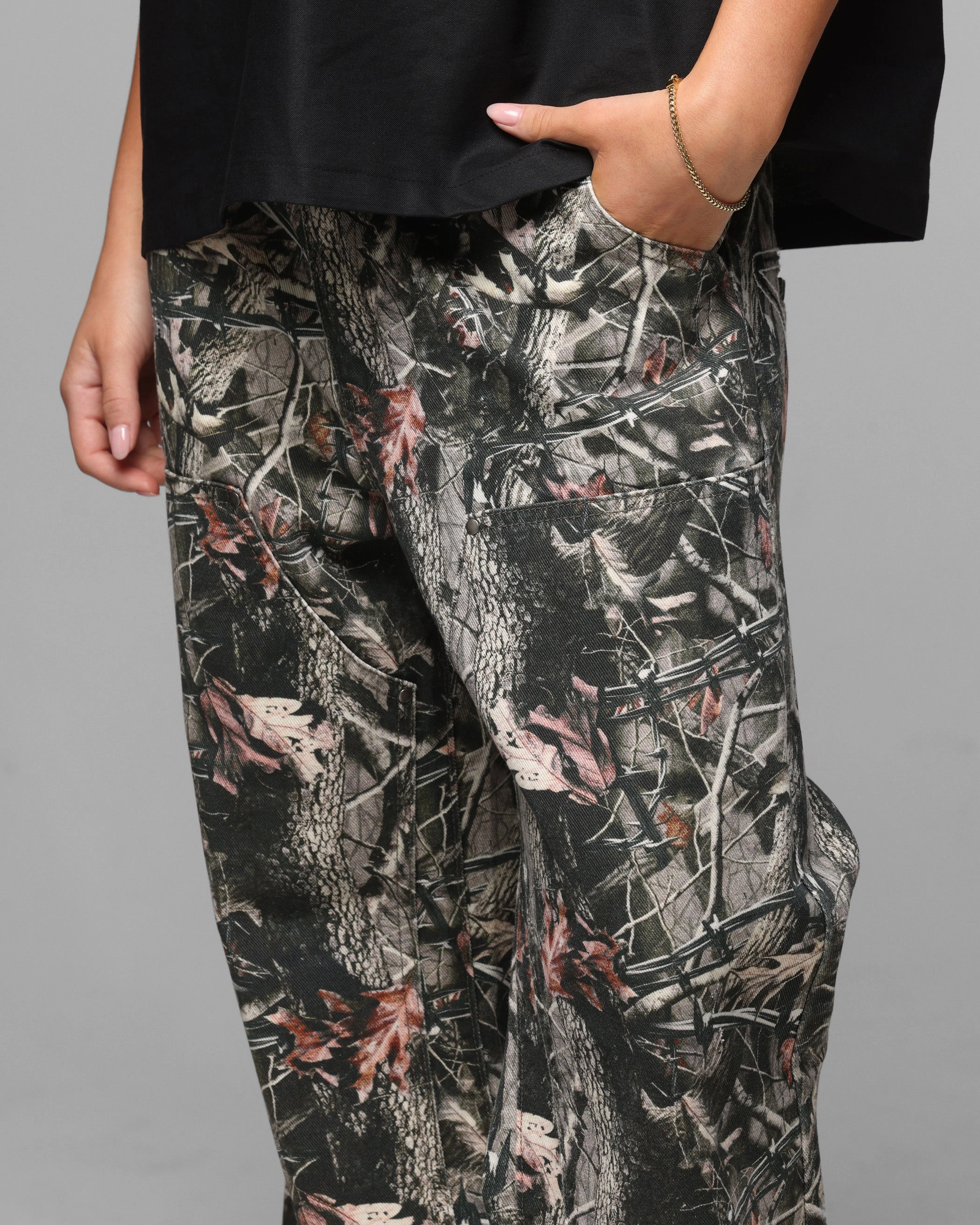 Loiter Unit Hunter Pants Real Tree Camo Festival Outfit Comfy Family Style Casual Work Meeting