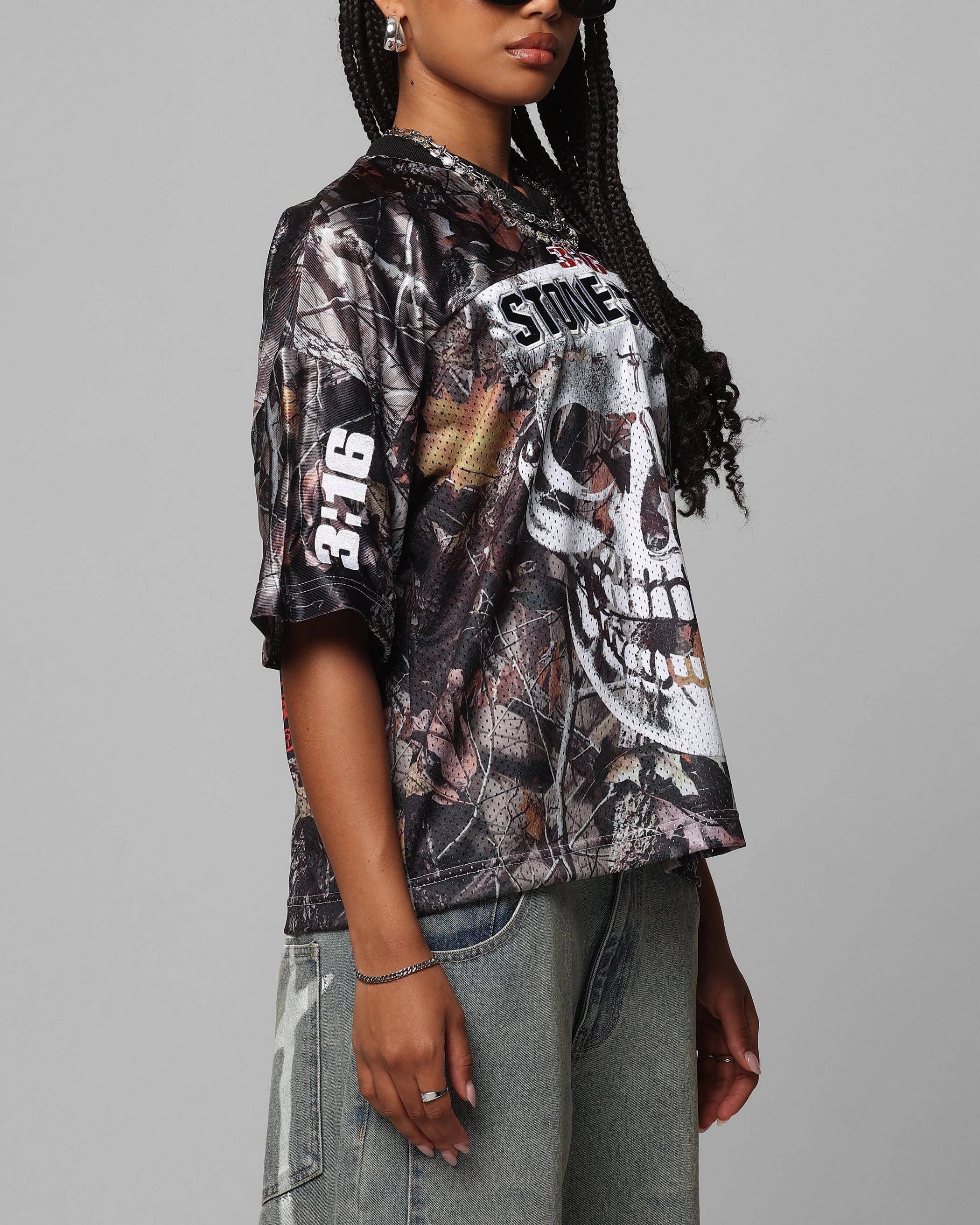 Daily Trend Loiter X WWE Stone Cold Training Jersey Real Tree Camo