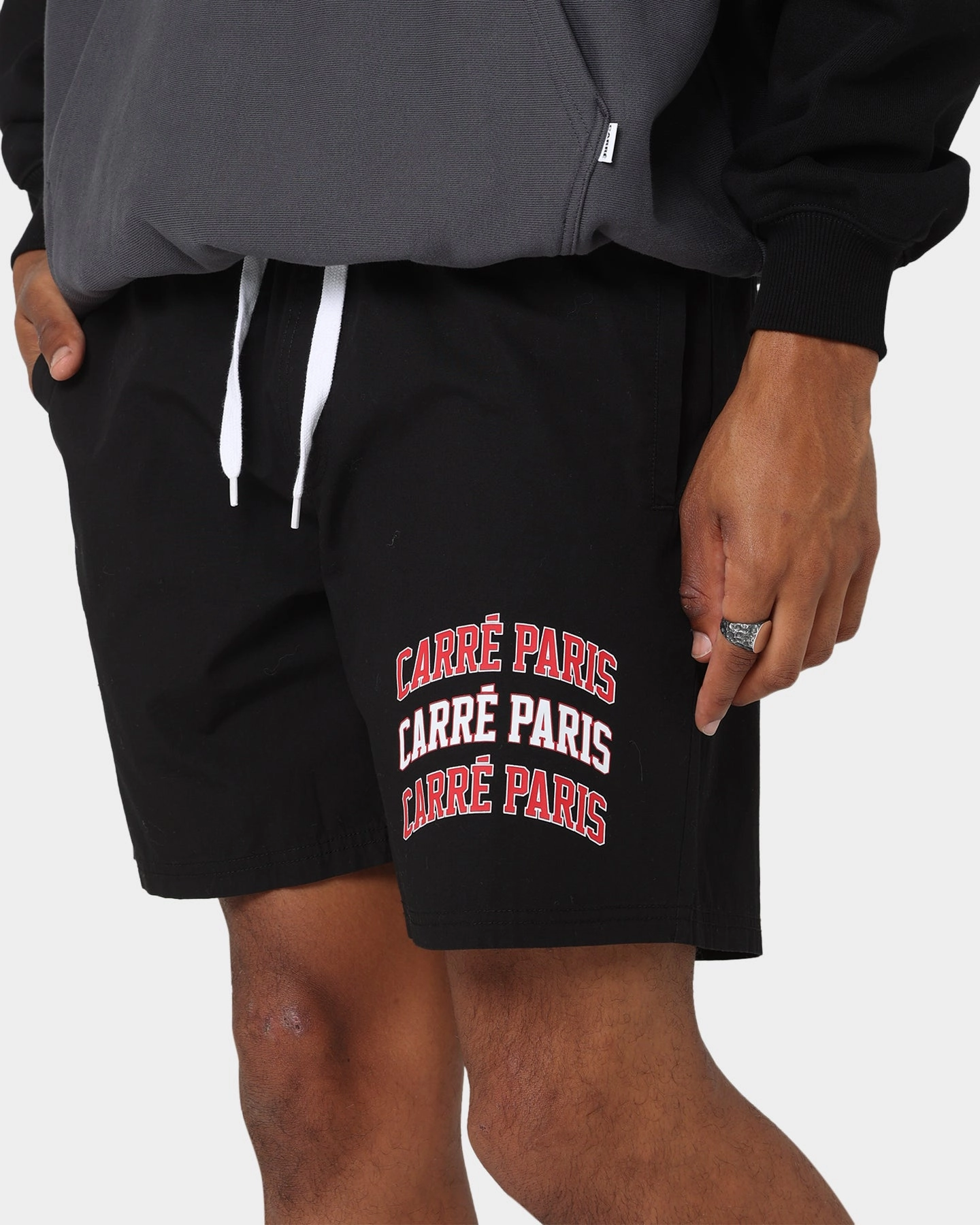 Warm Vibe skiing outfit Carr?? Team Slide Shorts Black