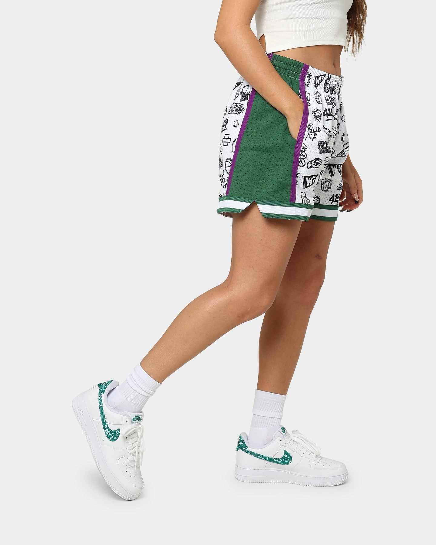 Anti Odor Treatment colorfast Mitchell & Ness Women's Milwaukee Bucks Doodle Shorts White