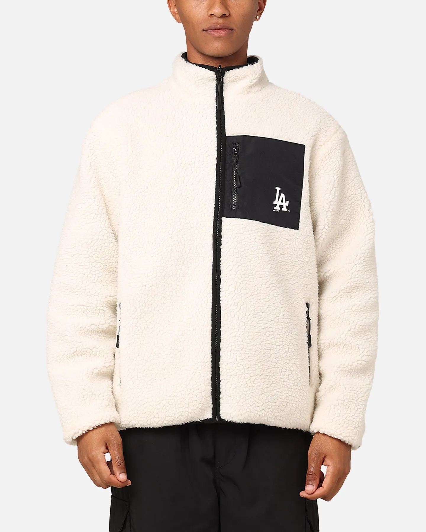 Double layer fabric Majestic Athletic Los Angeles Dodgers Sherpa Jacket Vintage White