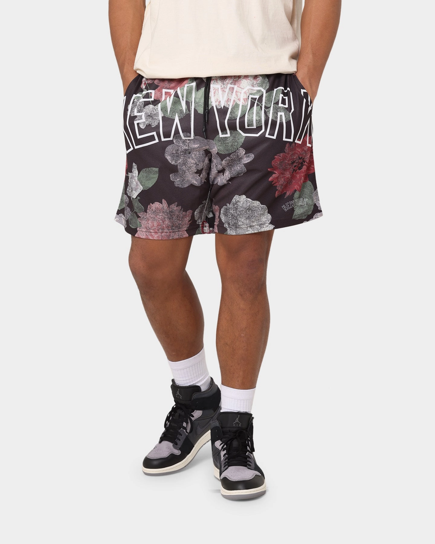 Majestic Athletic New York Yankees Digi Floral Camo Shorts Faded Black corduroy shorts Quick Fit