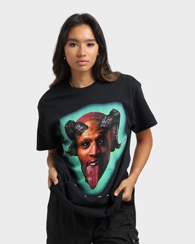 Rodman Brand Horns Vintage T-Shirt Black Cool Weather Wear Stylish and Cozy