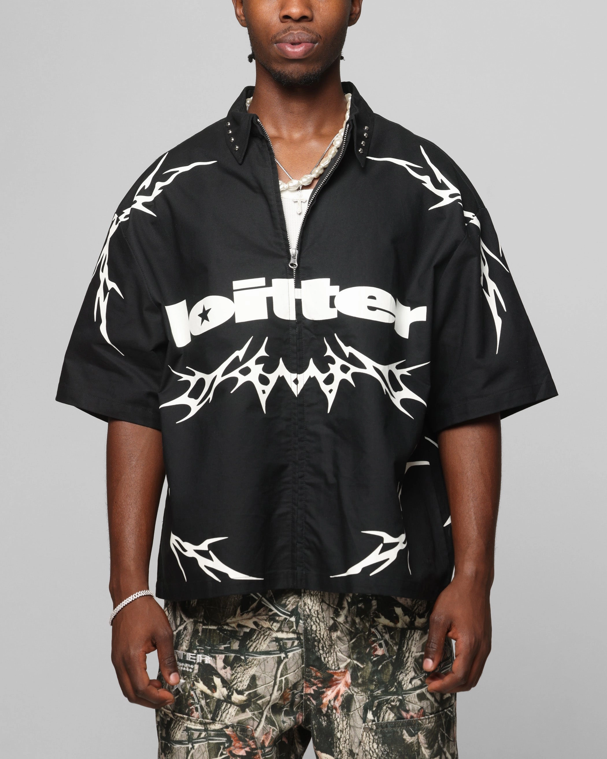 Loiter Cyber Zip Up Short Sleeve Shirt Black Monochrome Style High-Quality Fabric
